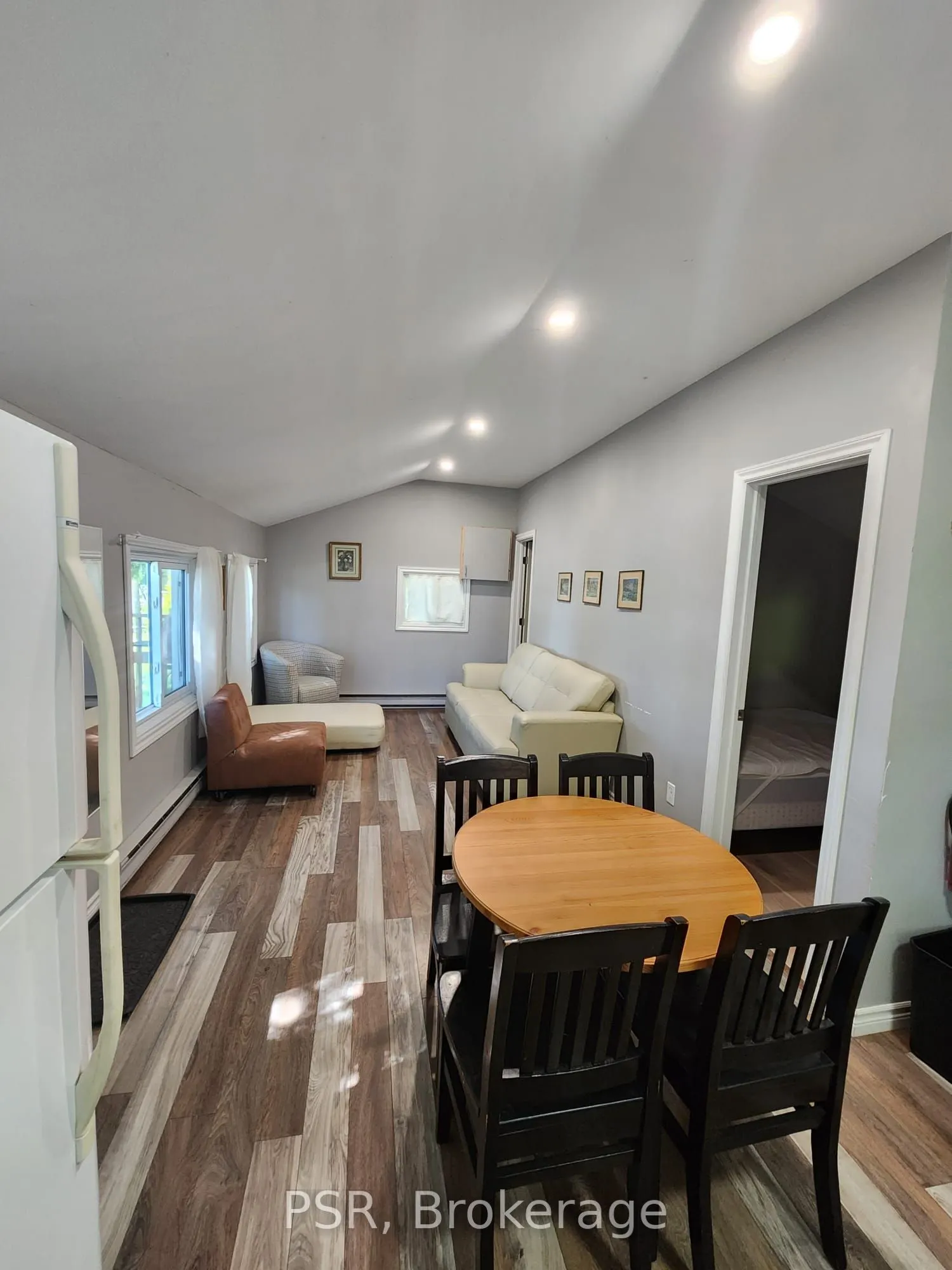 232 Lake Dalrymple Road, #10