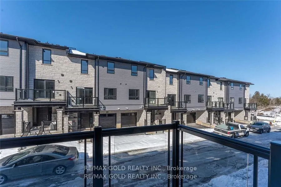 51 Sparrow Avenue, ##58