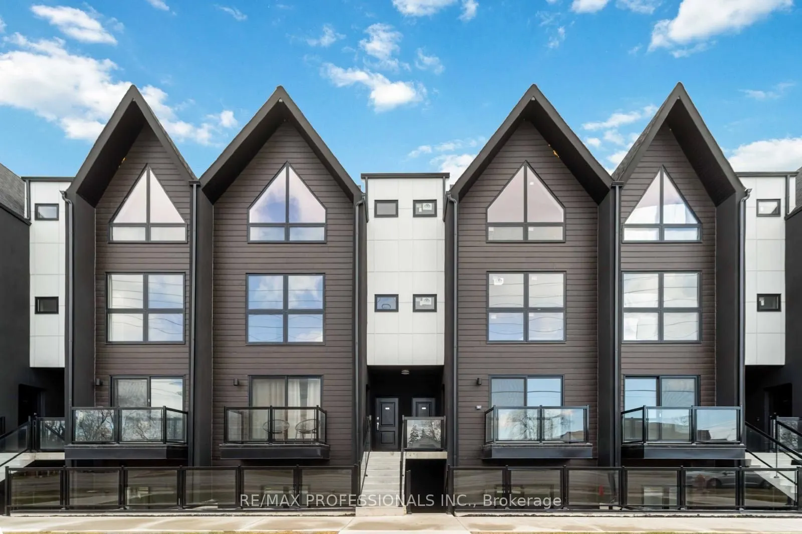 7277 Wilson Crescent, #106
