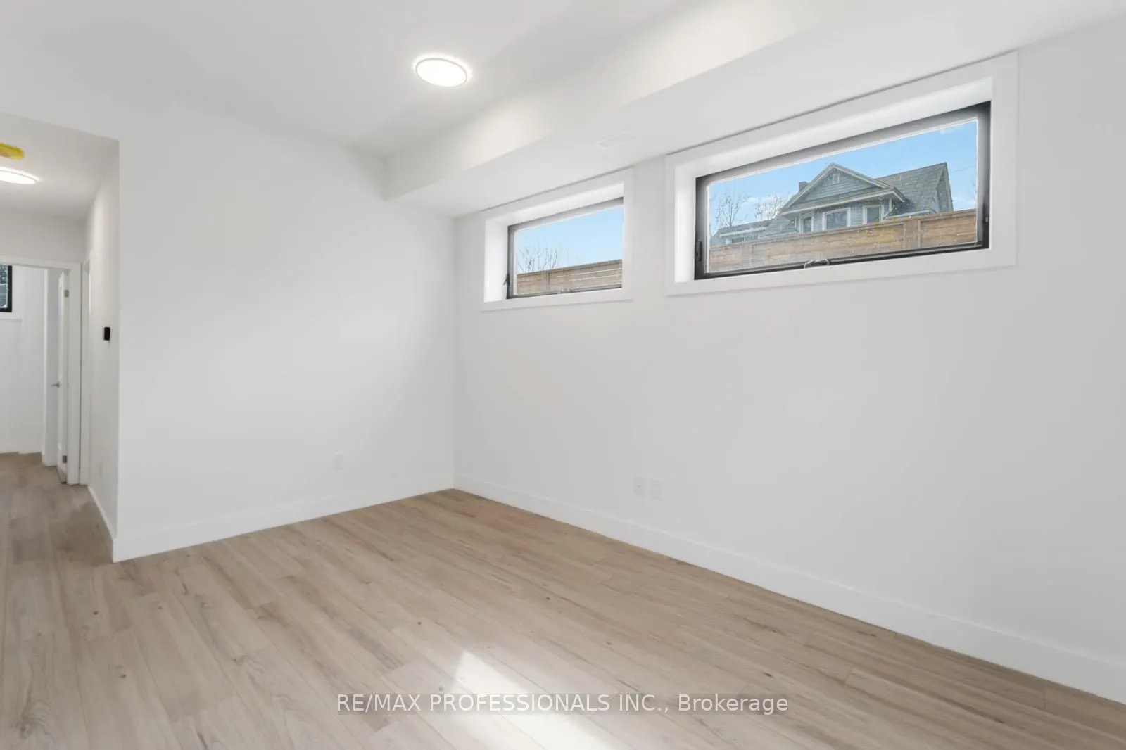 7277 Wilson Crescent, #106