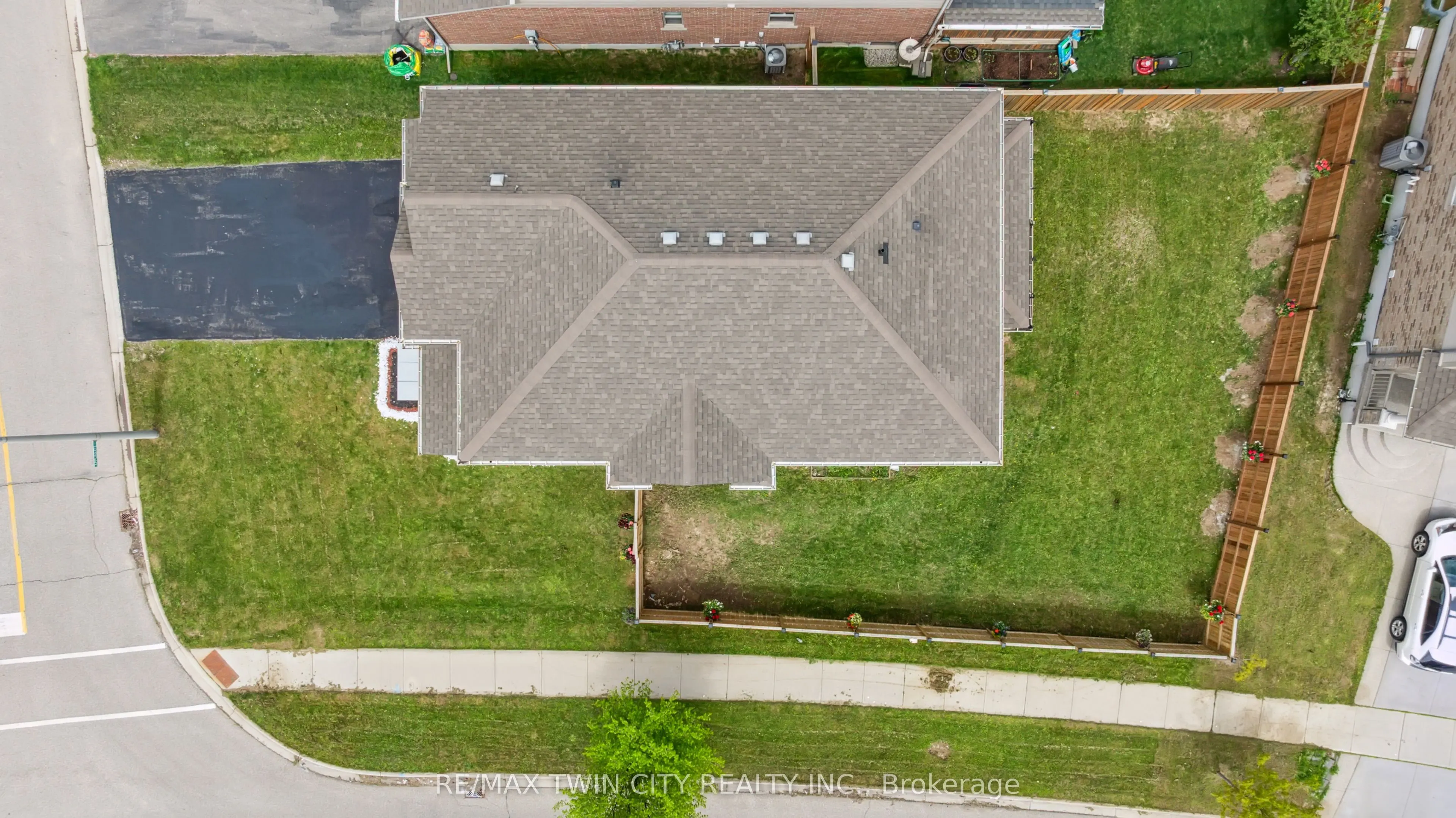 450 Applegate Court