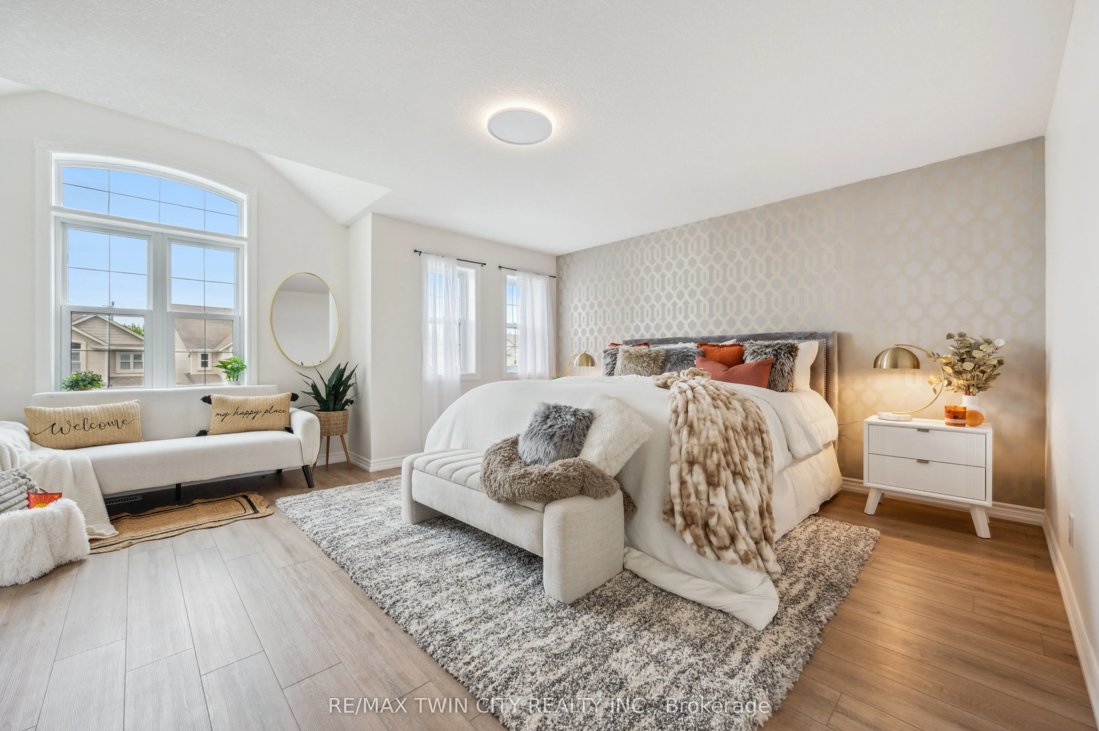 450 Applegate Court