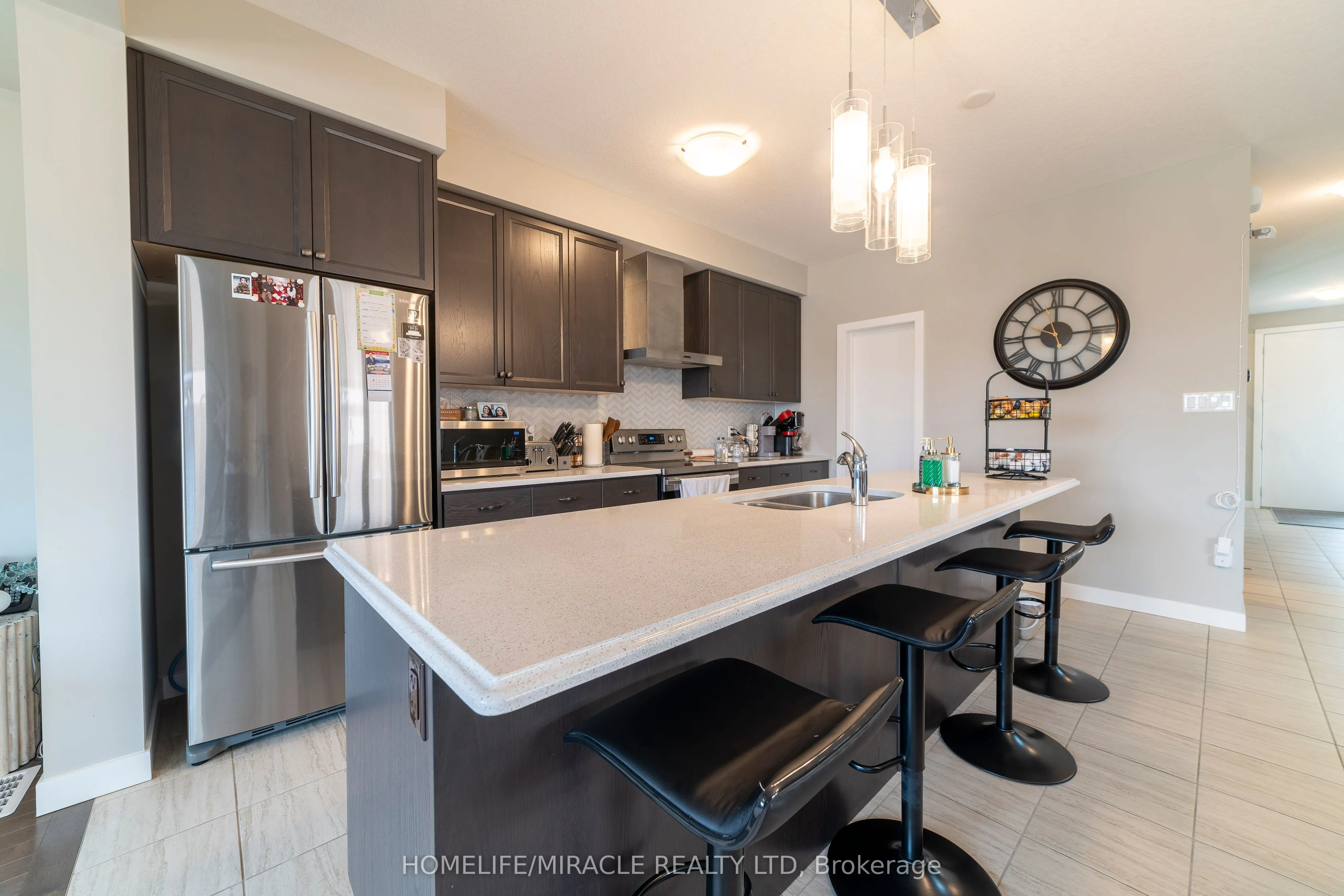 933 Robert Ferrie Drive