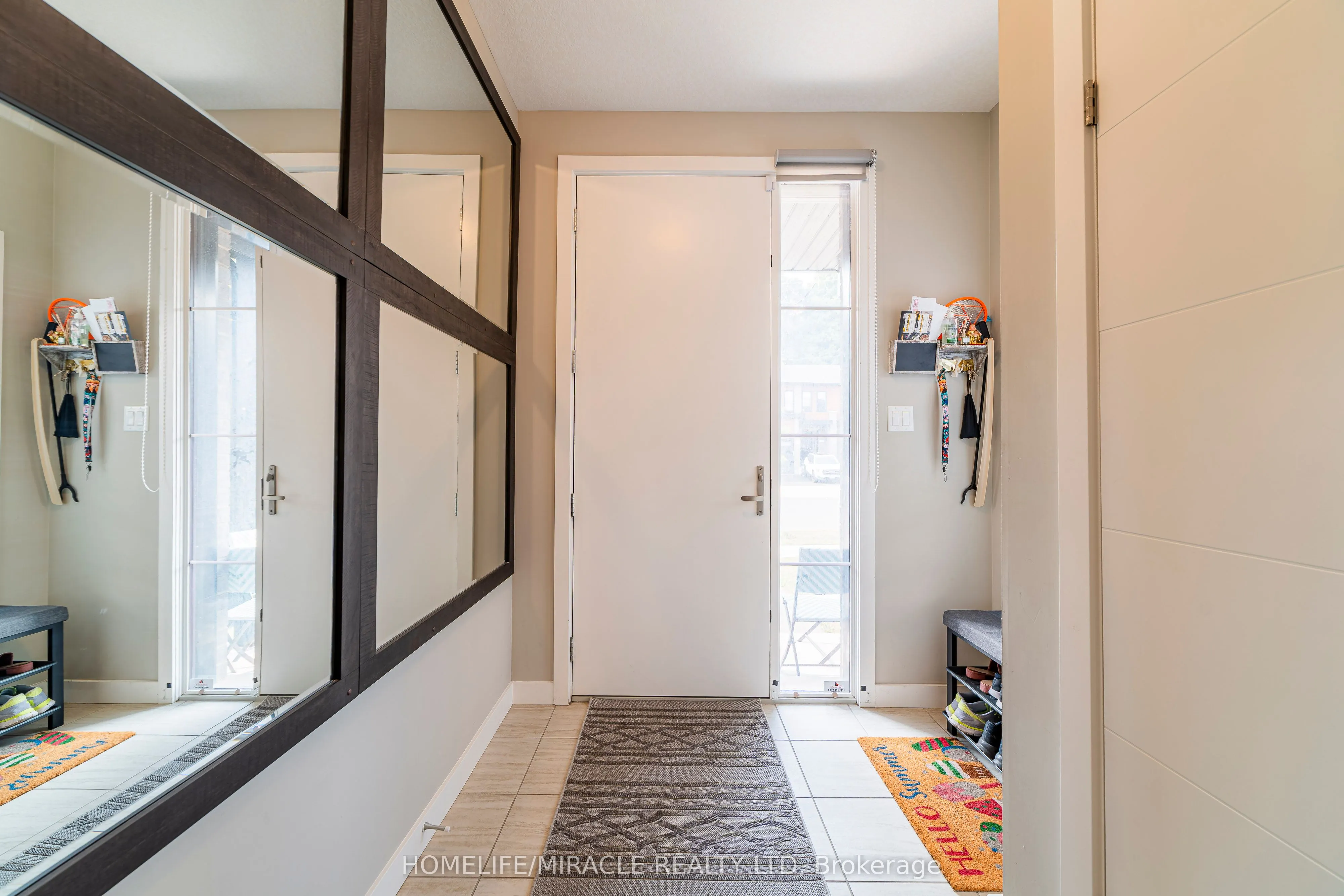 933 Robert Ferrie Drive