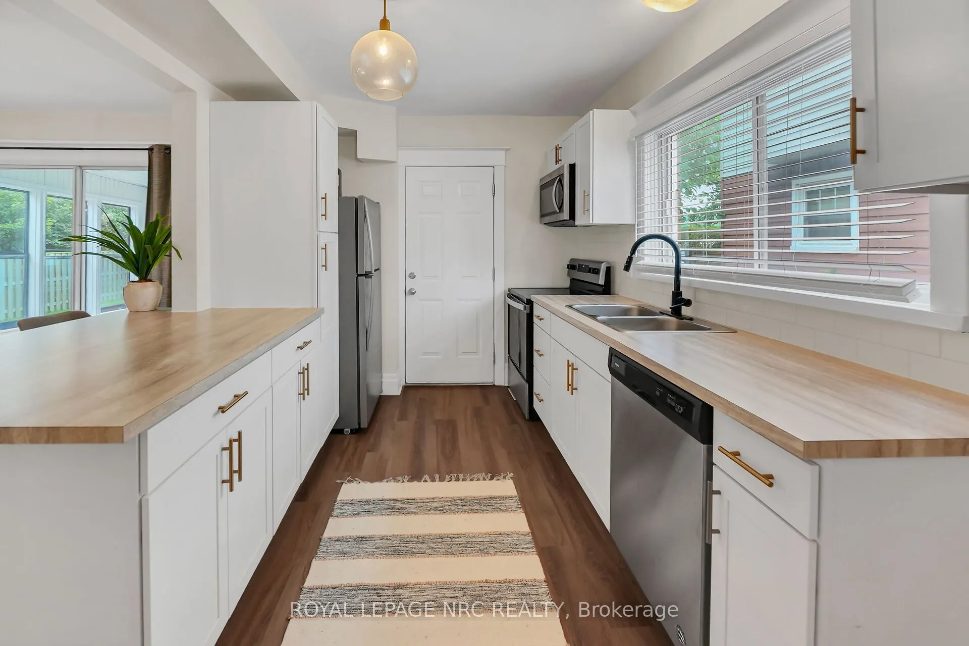 87 Oakland Avenue