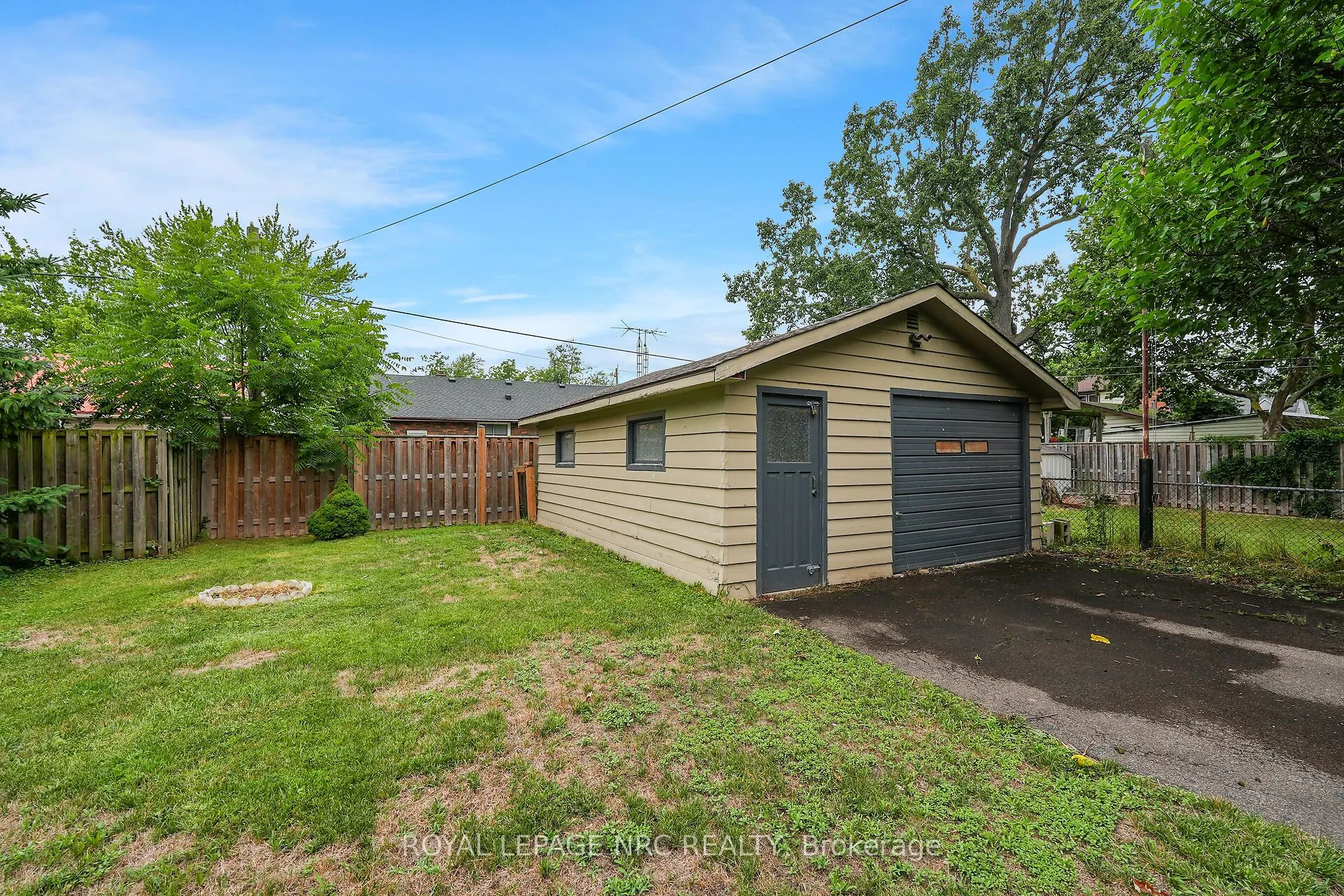 87 Oakland Avenue