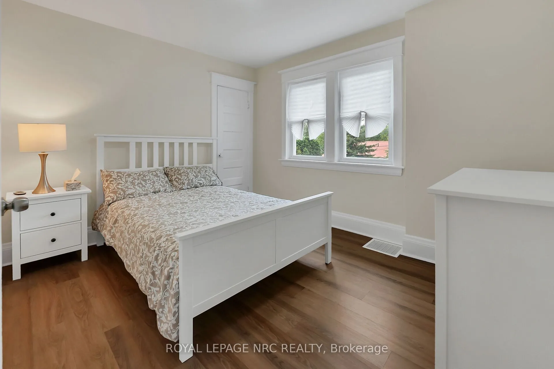 87 Oakland Avenue