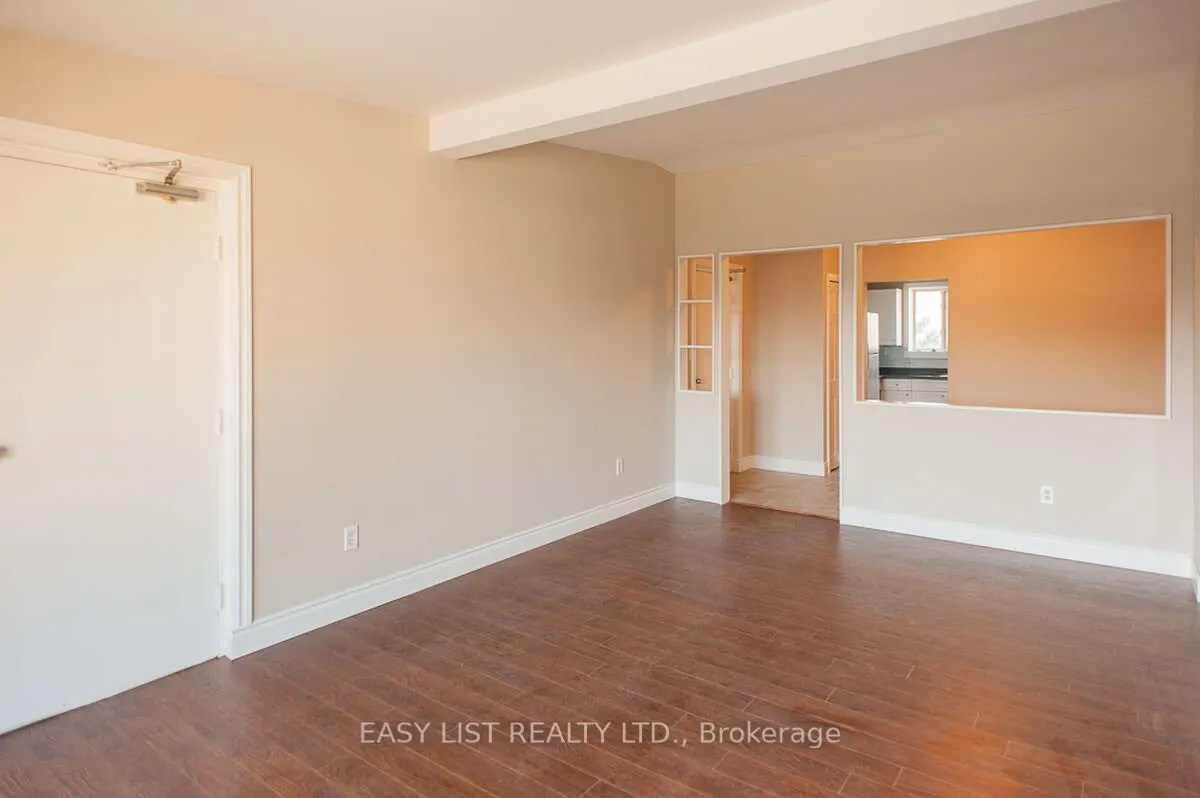 8650 Wyandotte Street E, #34