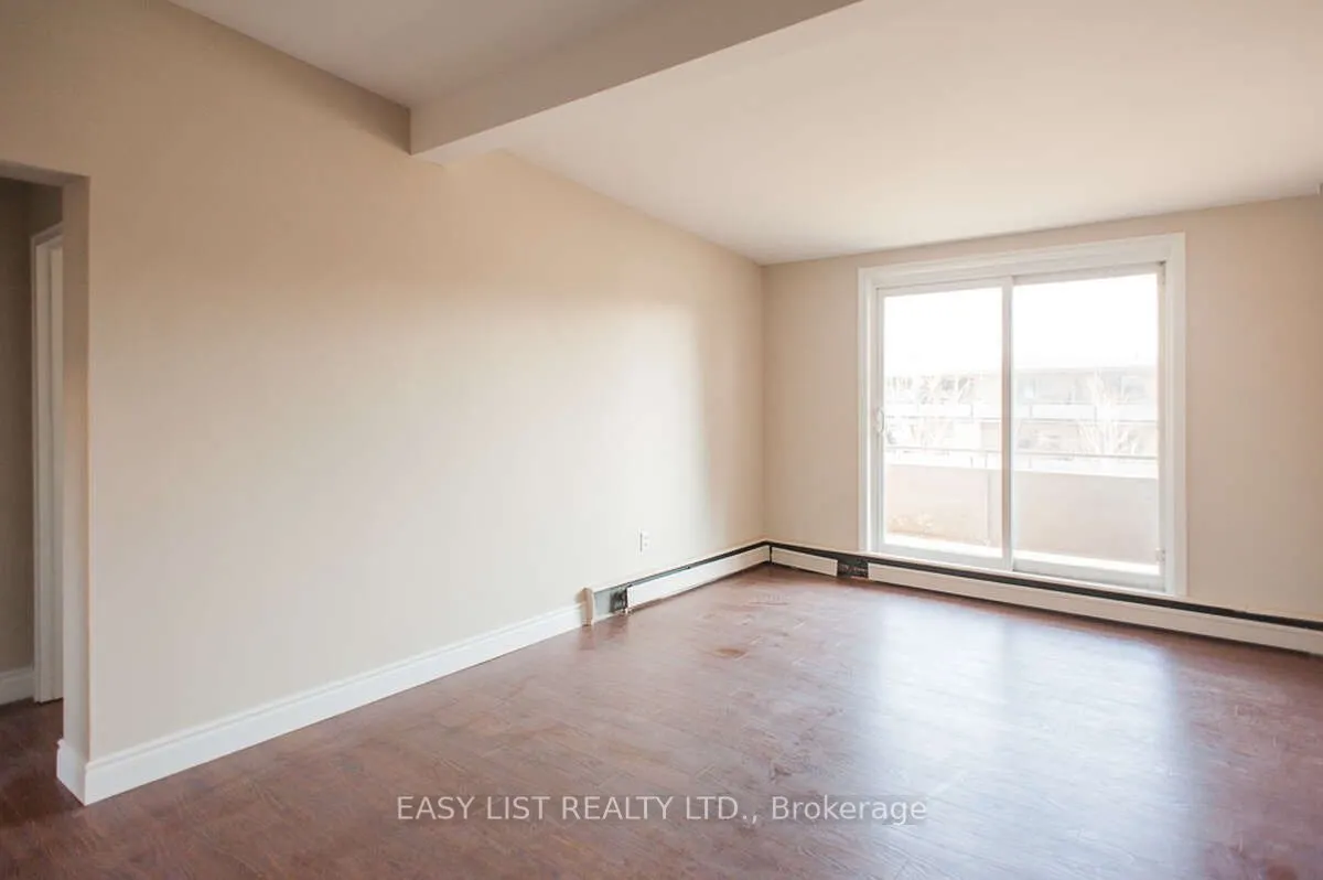 8650 Wyandotte Street E, #34