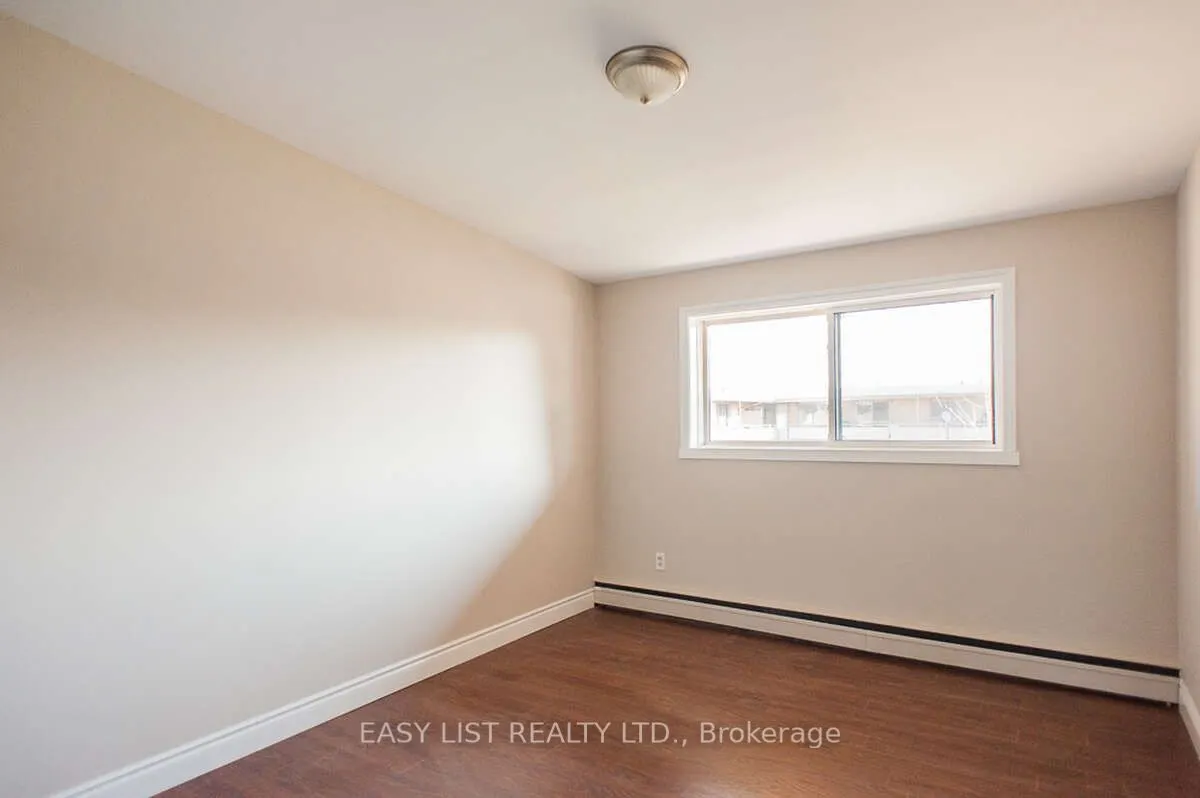 8650 Wyandotte Street E, #34