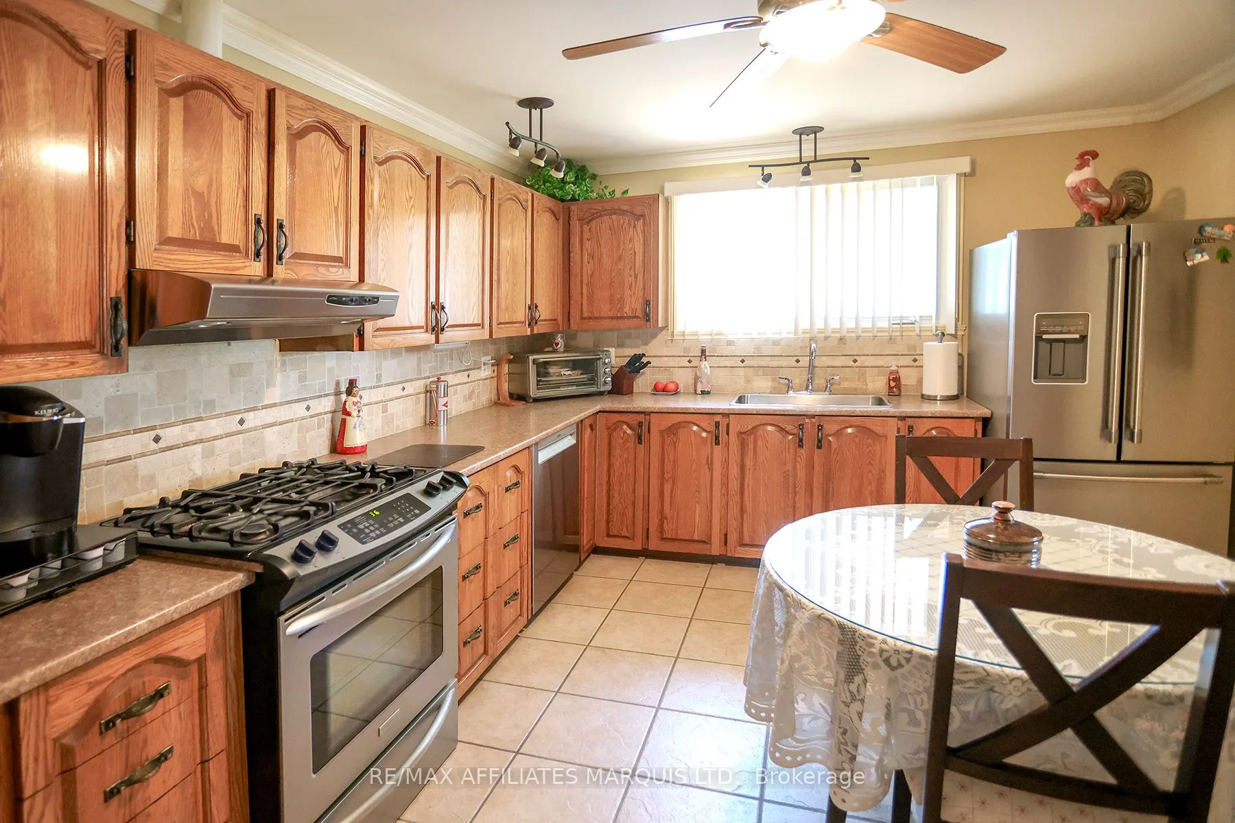 3 Wales Dr Drive