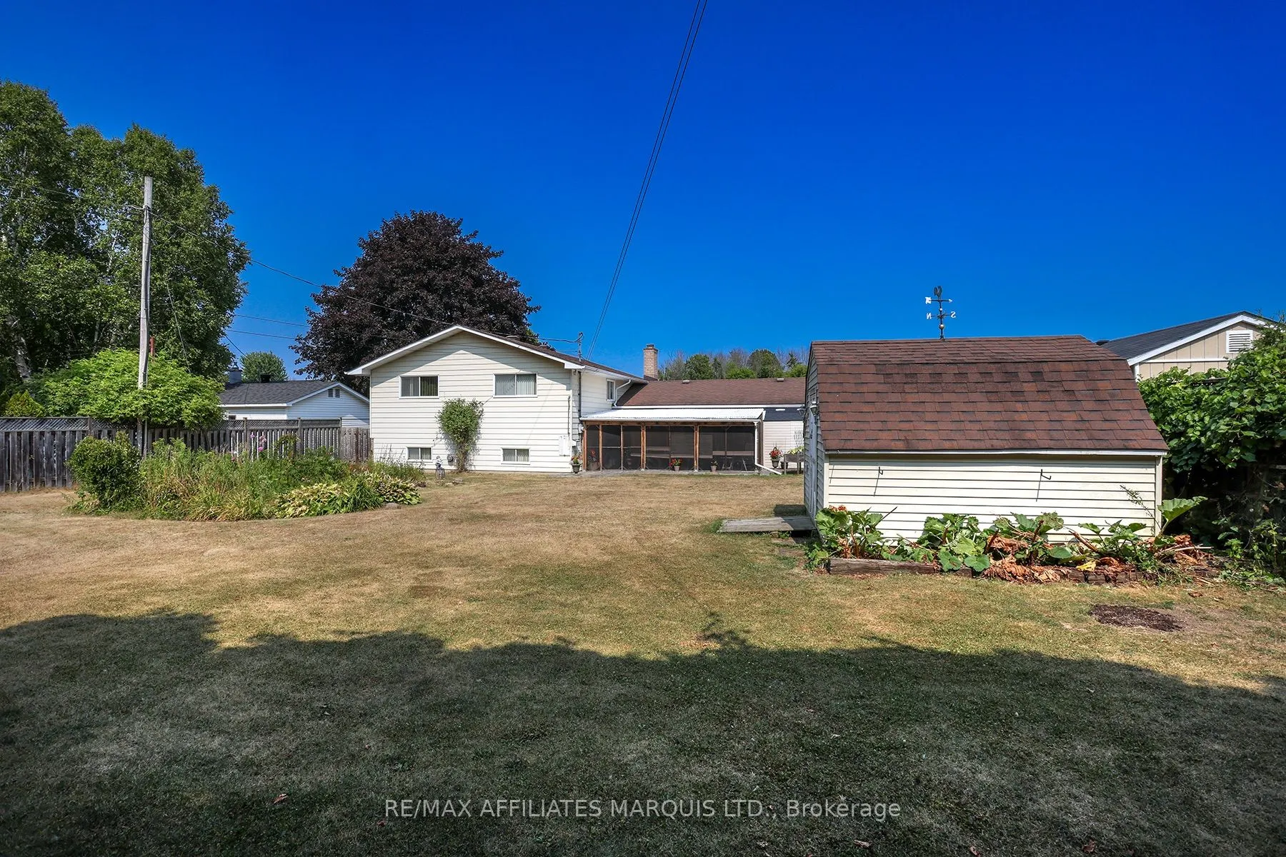 3 Wales Dr Drive