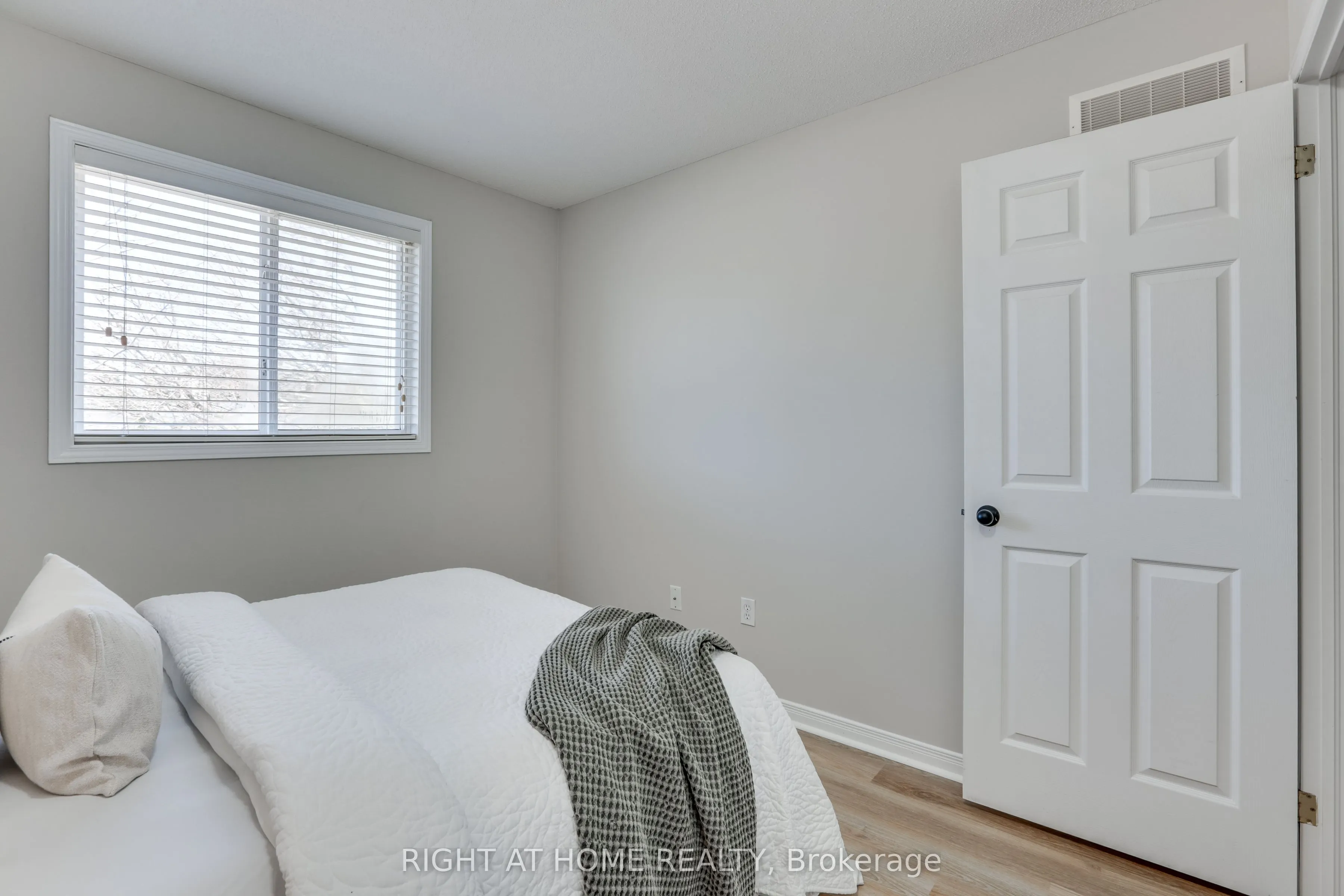 1535 Trossacks Avenue, #54