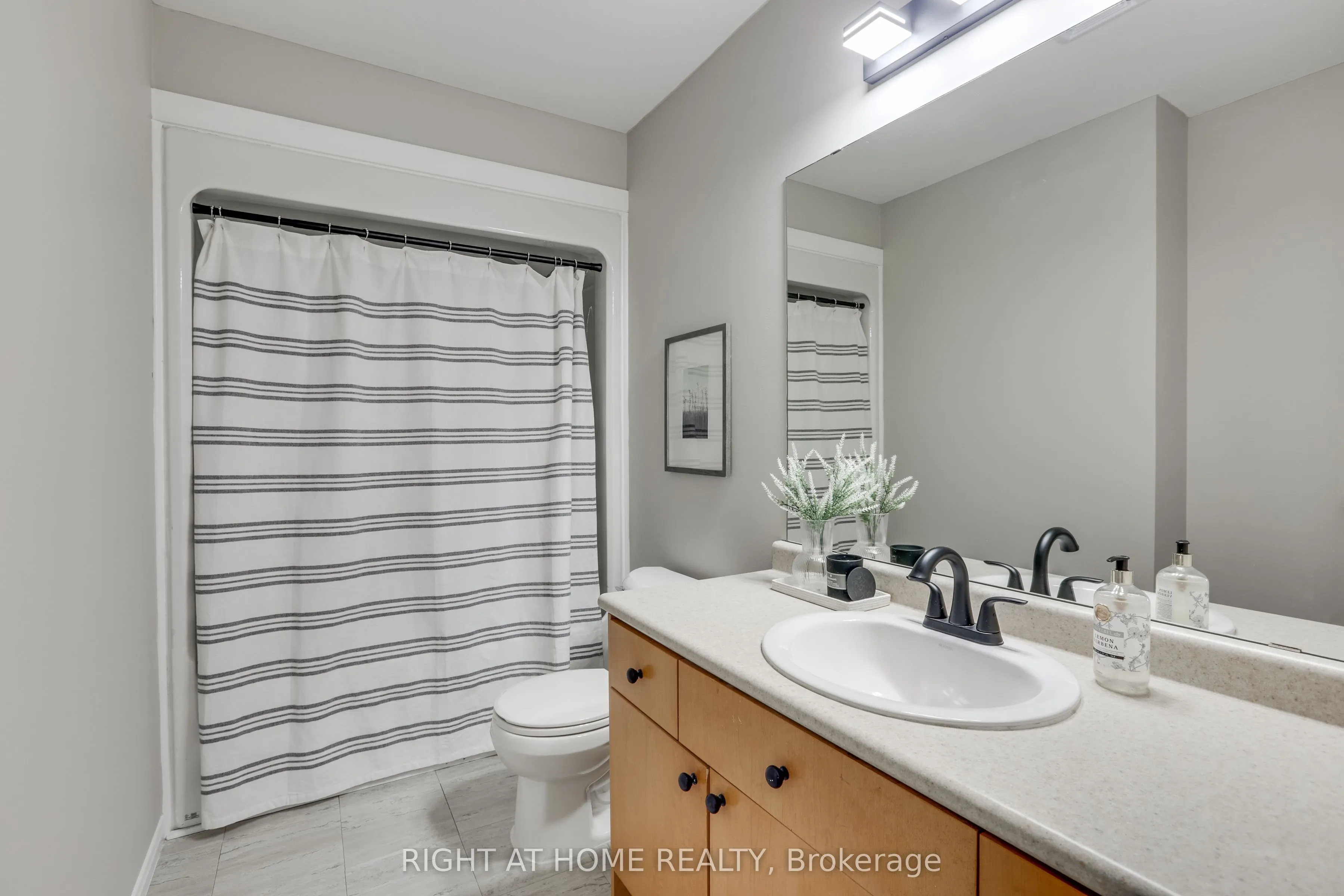 1535 Trossacks Avenue, #54
