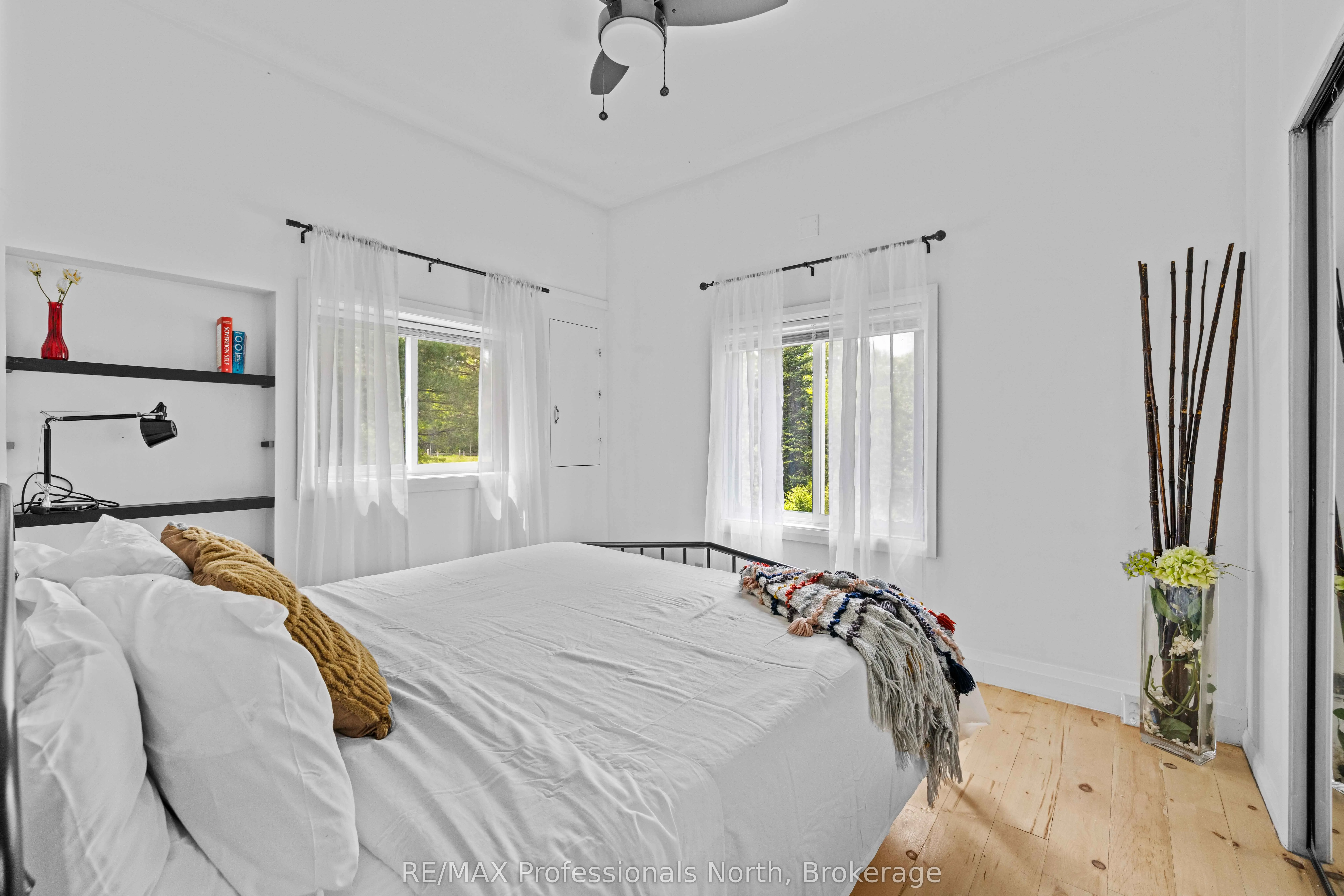 1009 Summerville Road