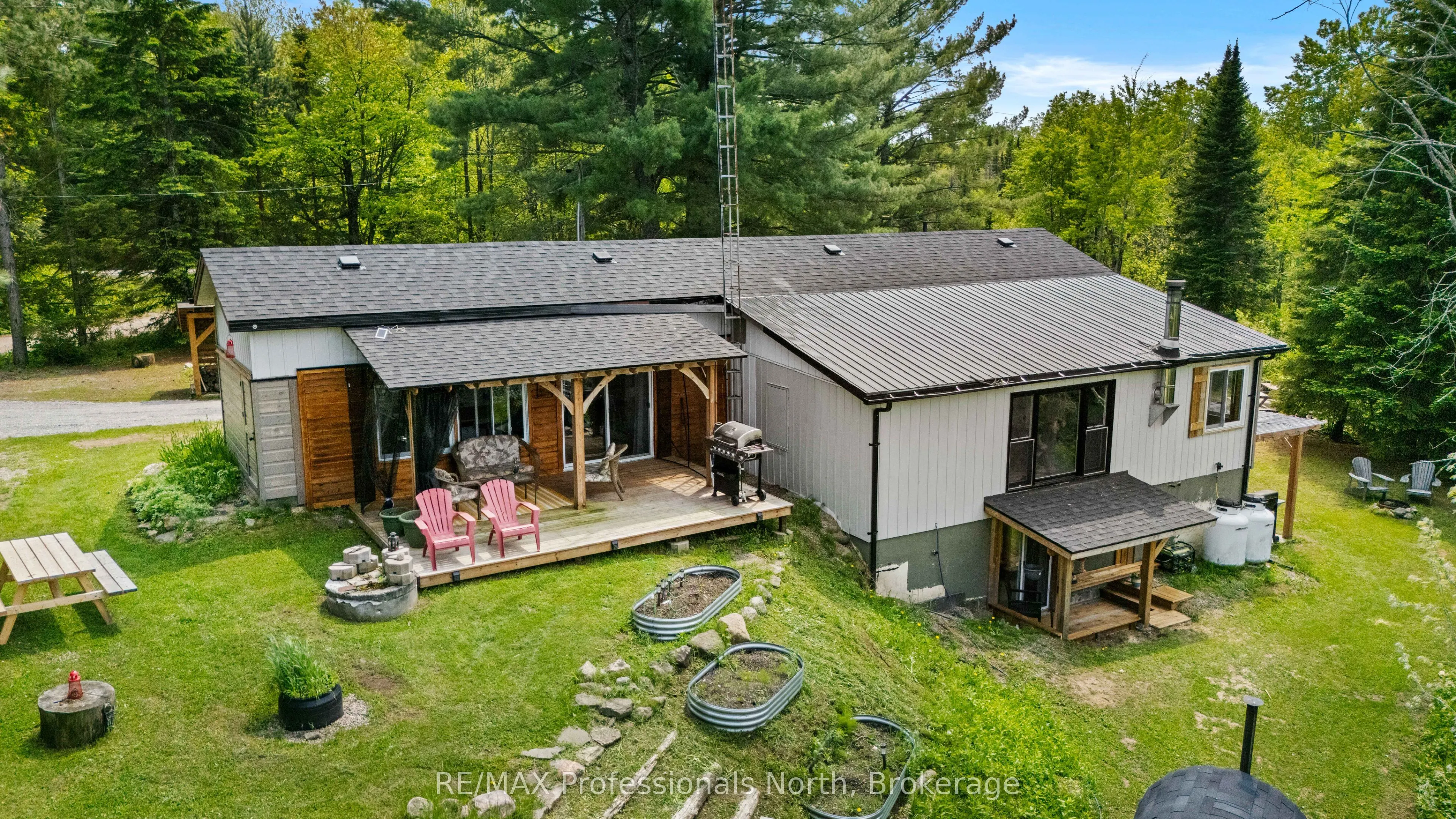 1009 Summerville Road