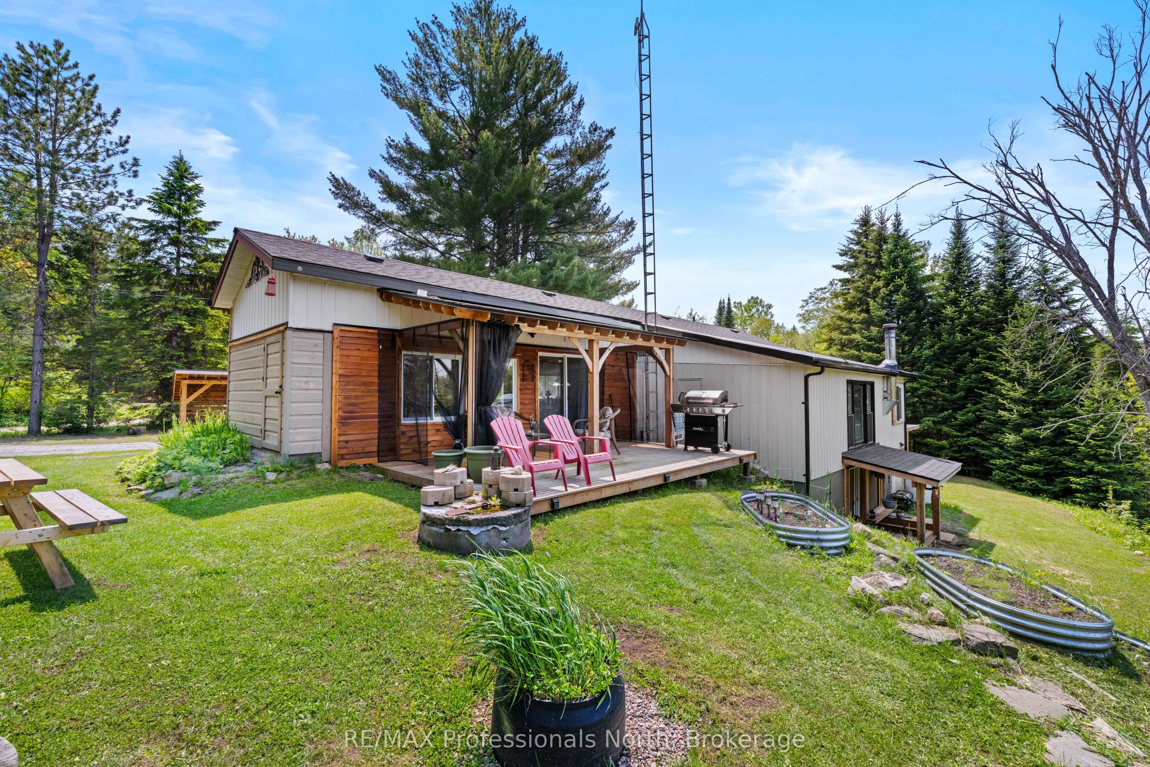 1009 Summerville Road