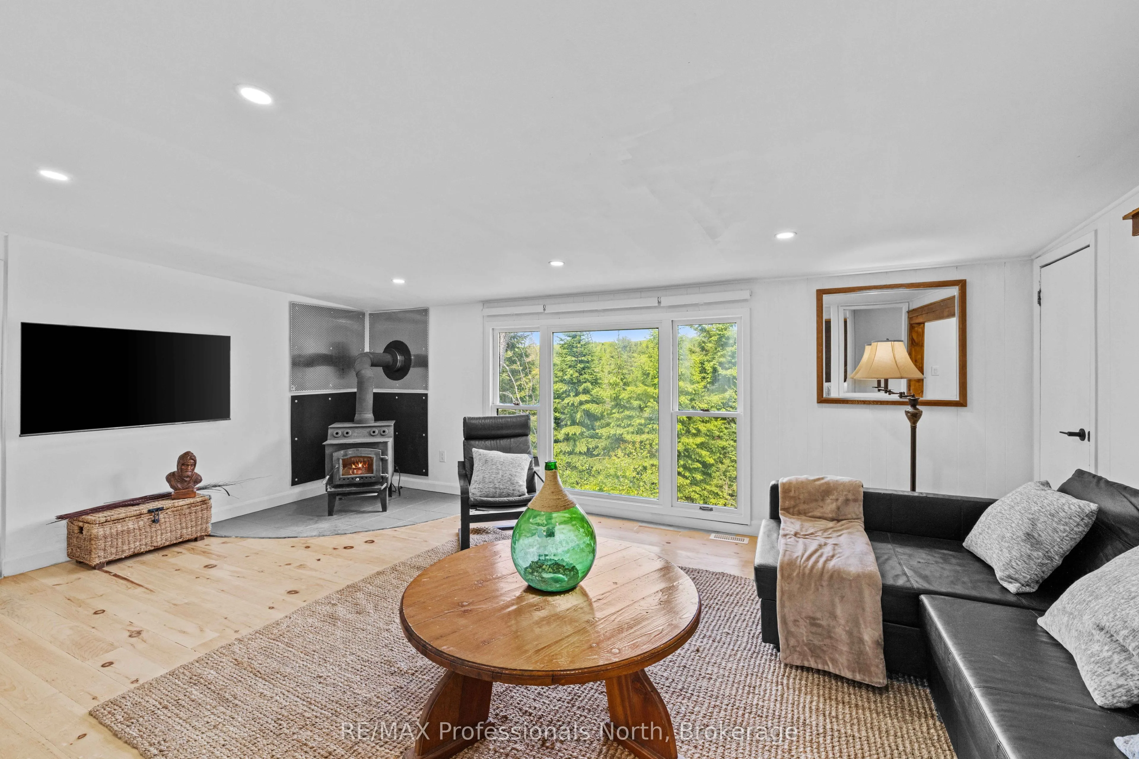 1009 Summerville Road