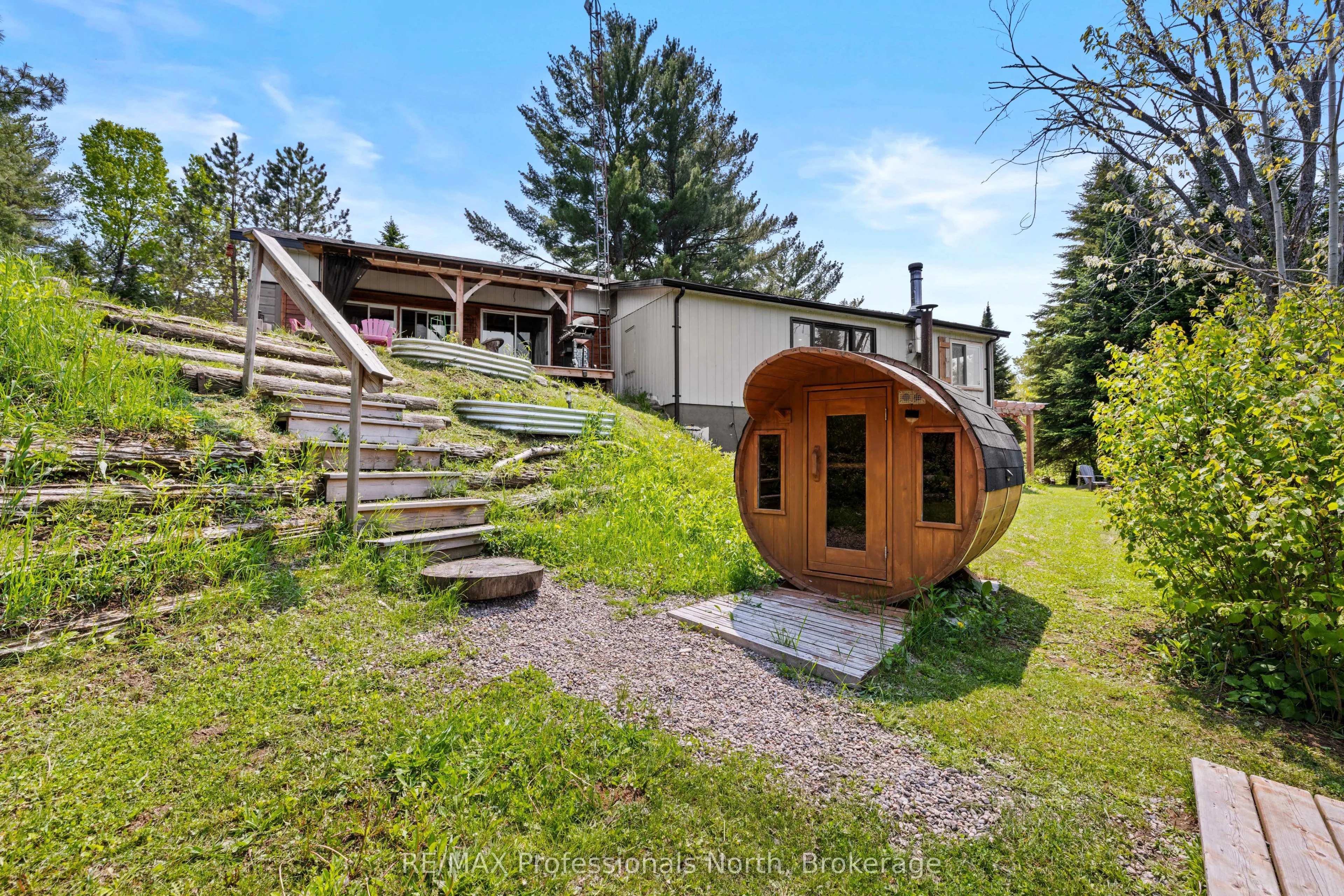 1009 Summerville Road