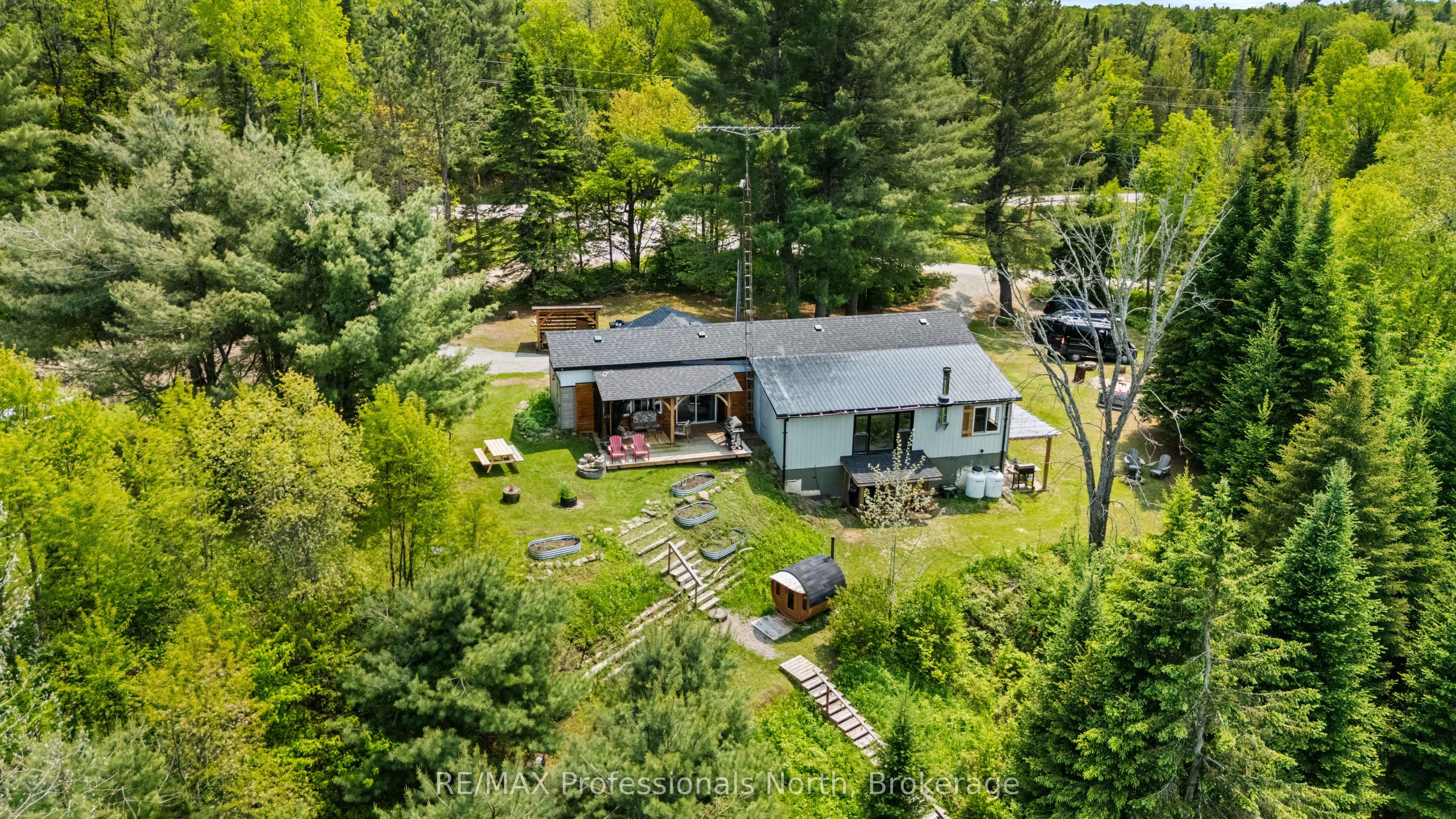 1009 Summerville Road