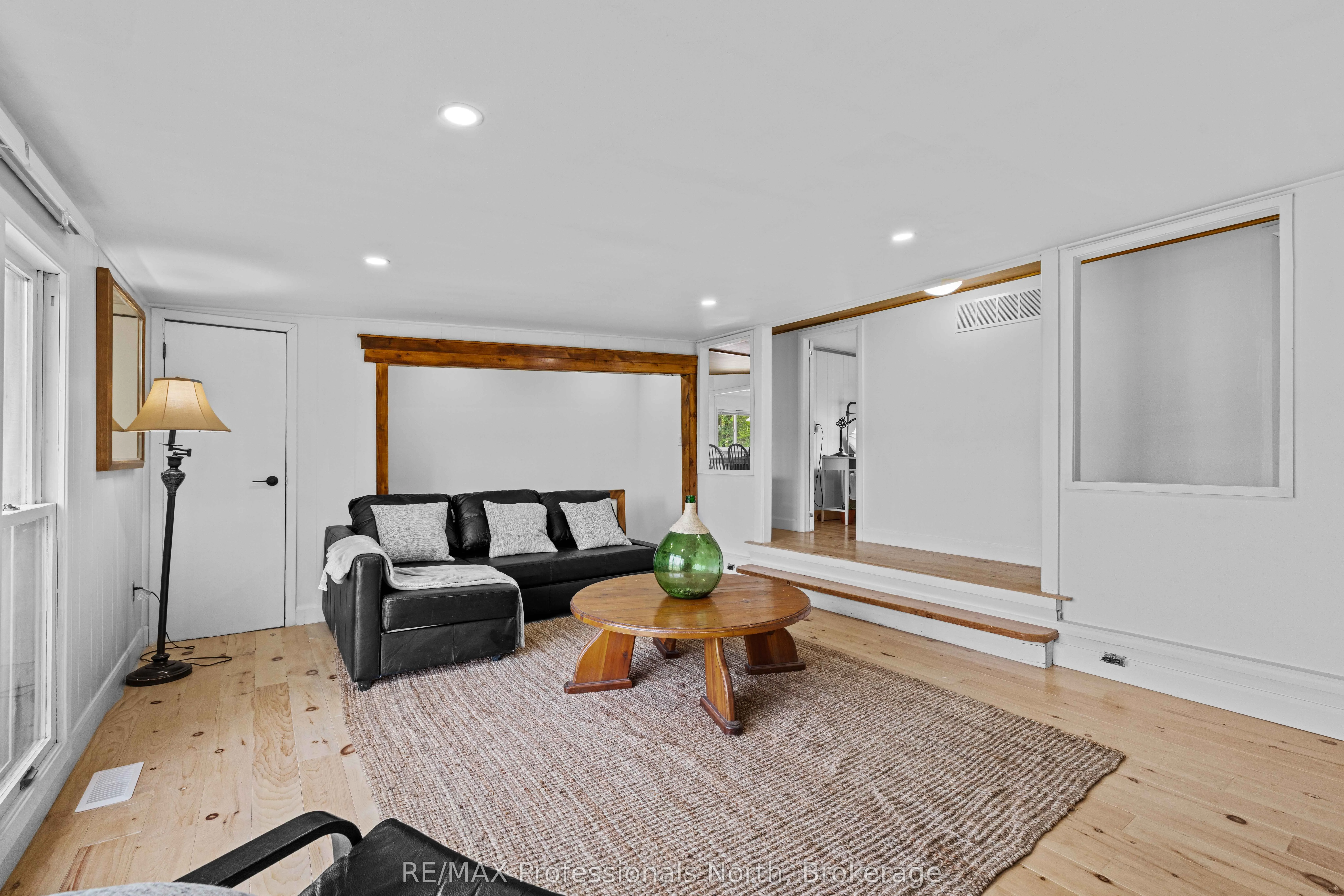 1009 Summerville Road