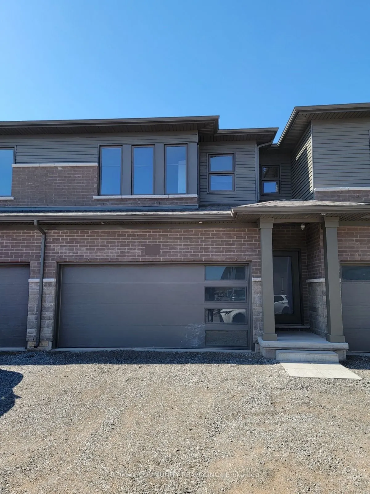 4552 Portage Parkway, #112