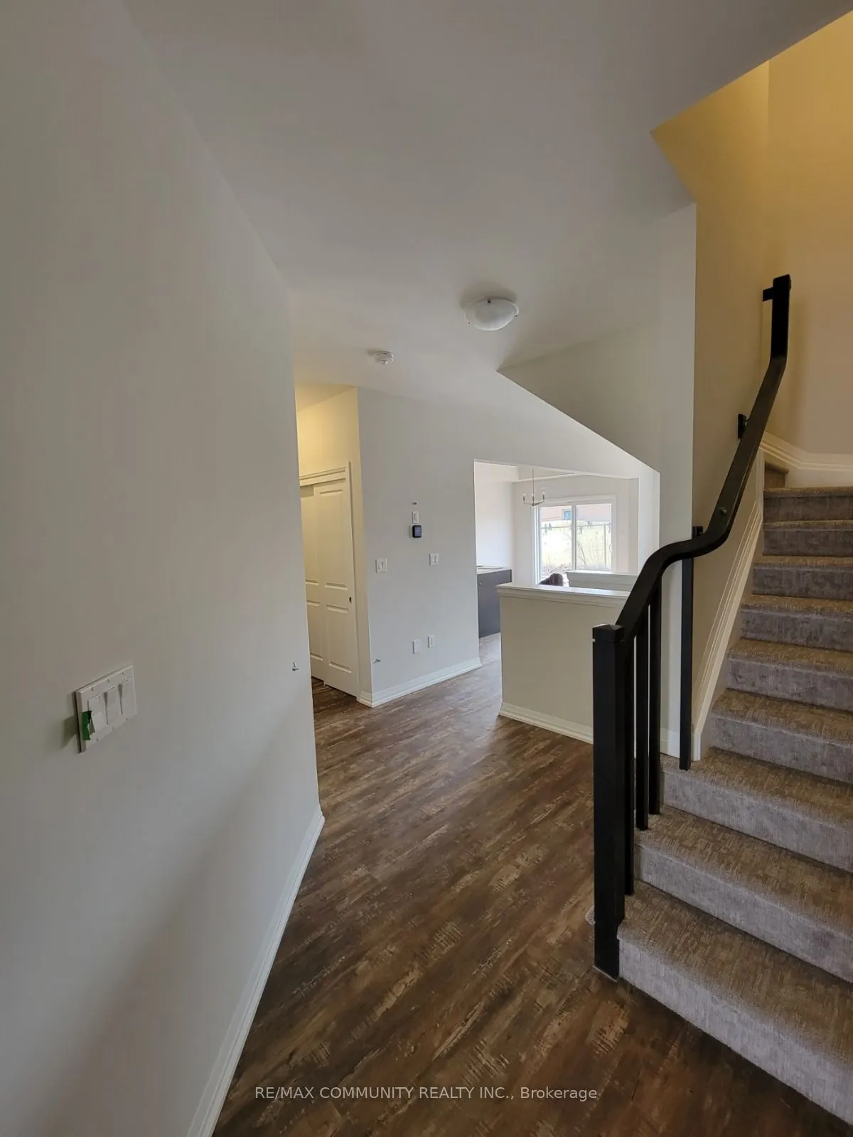4552 Portage Parkway, #112