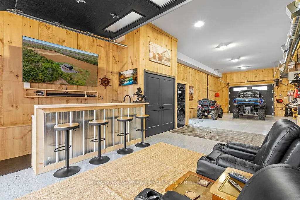 402075 GREY ROAD 17