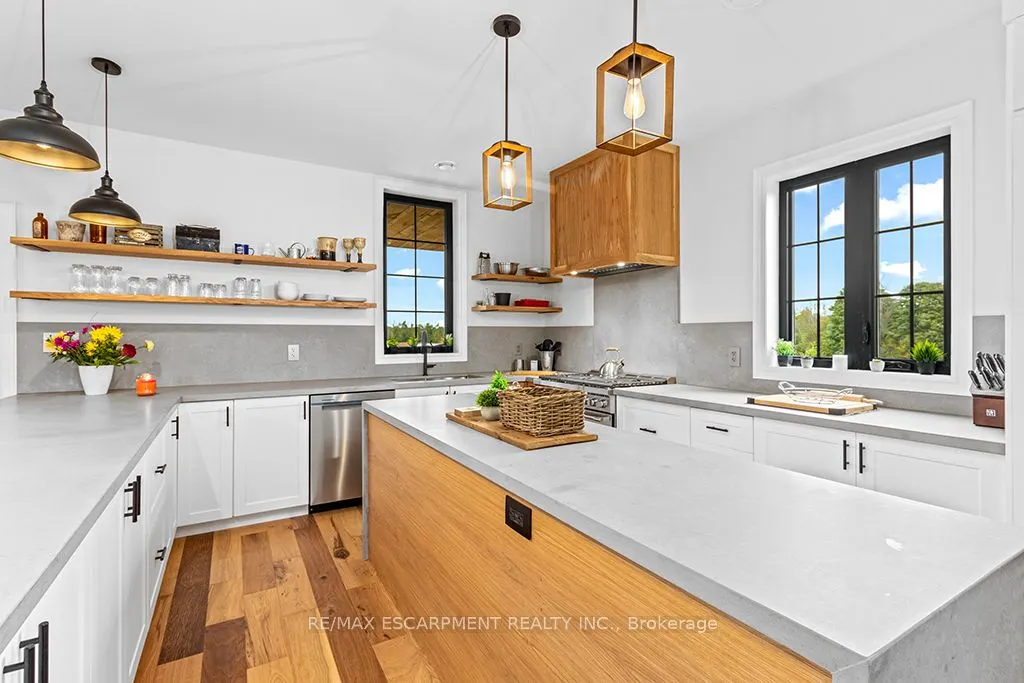 402075 GREY ROAD 17