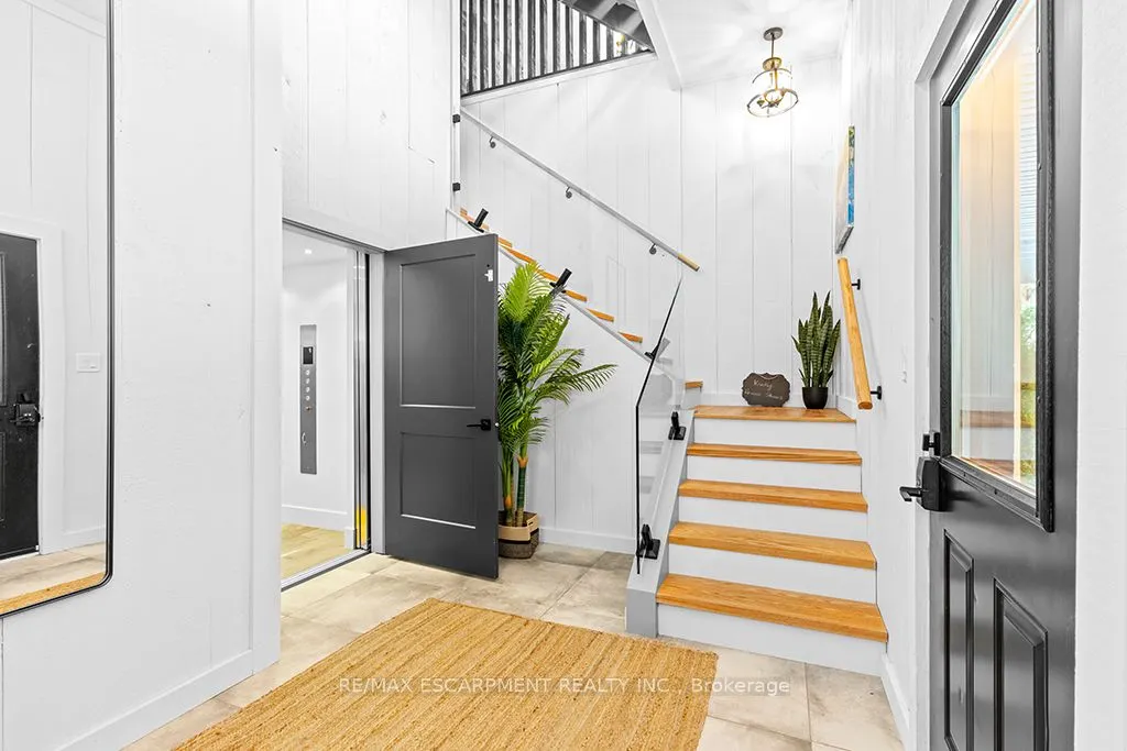 402075 GREY ROAD 17