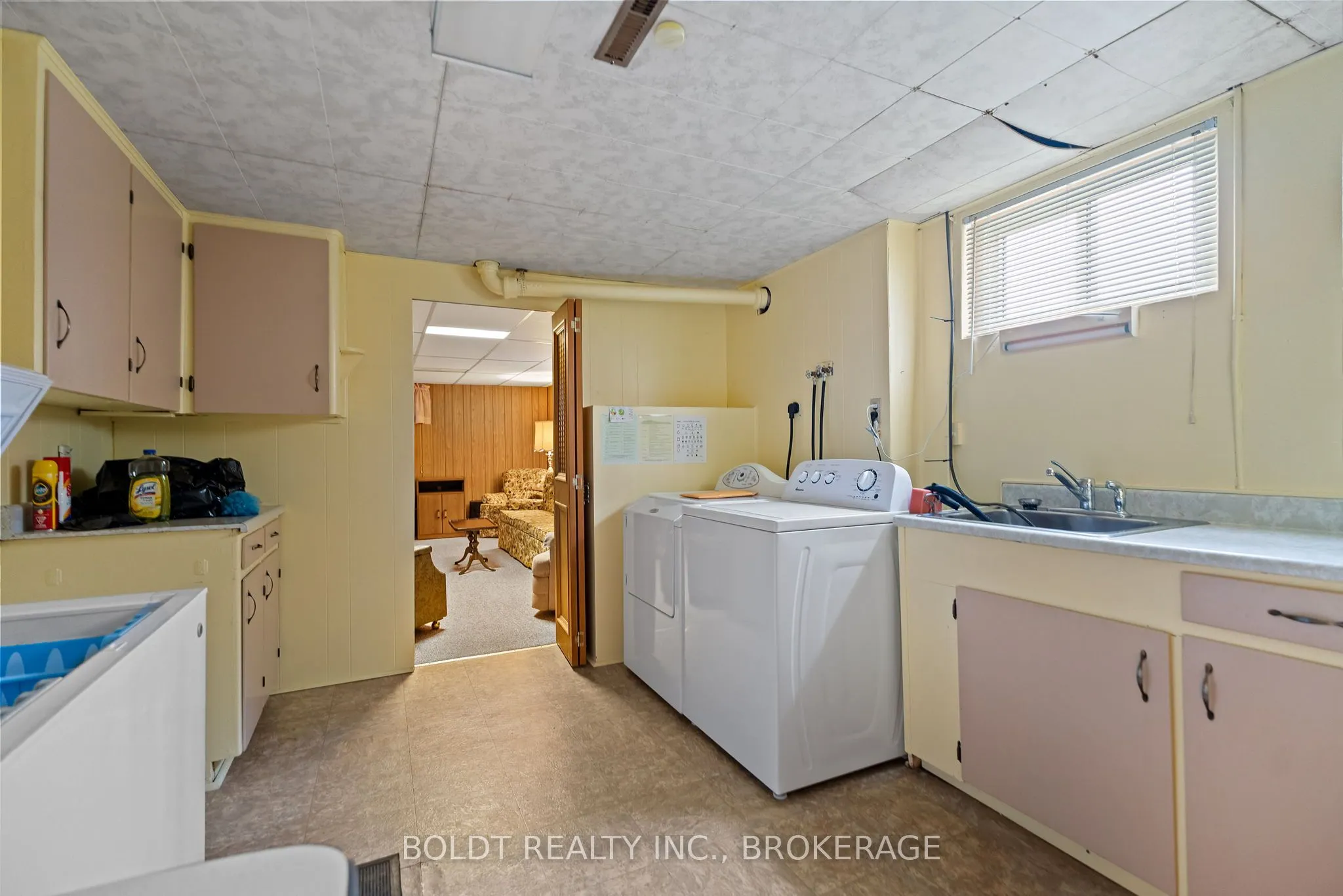 73 Dunkeld Avenue