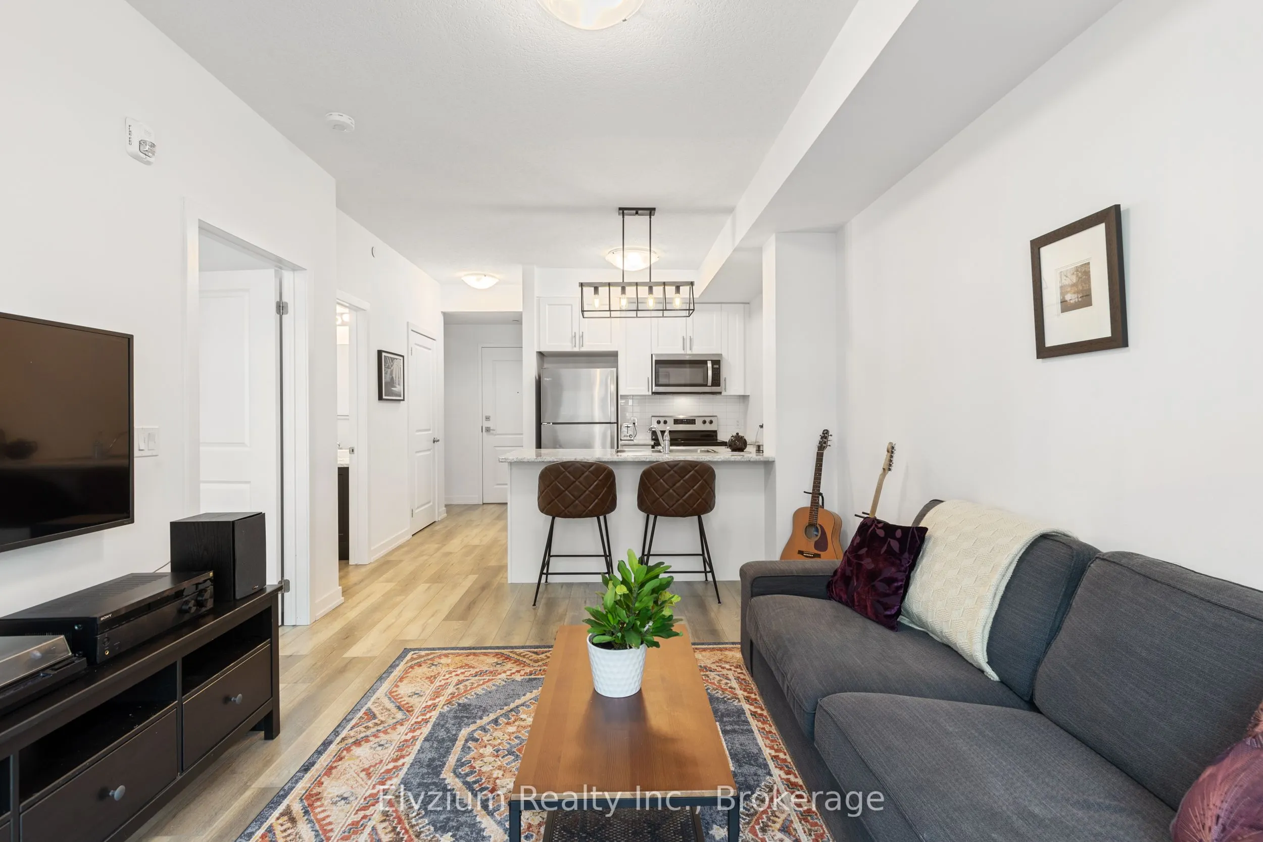 5055 Greenlane Road, #127