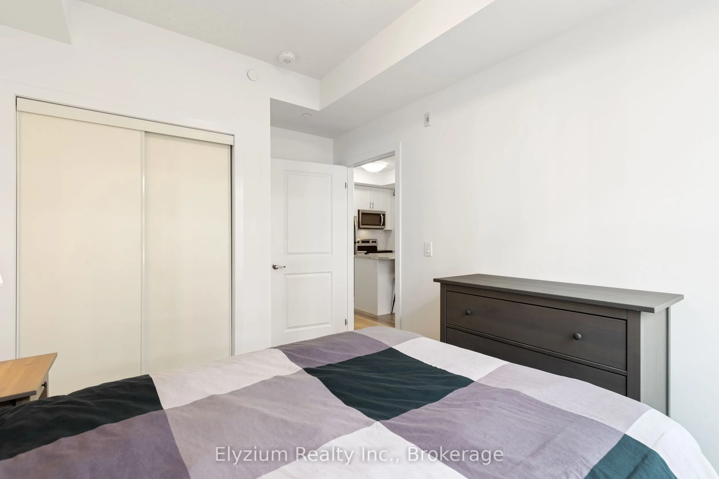 5055 Greenlane Road, #127