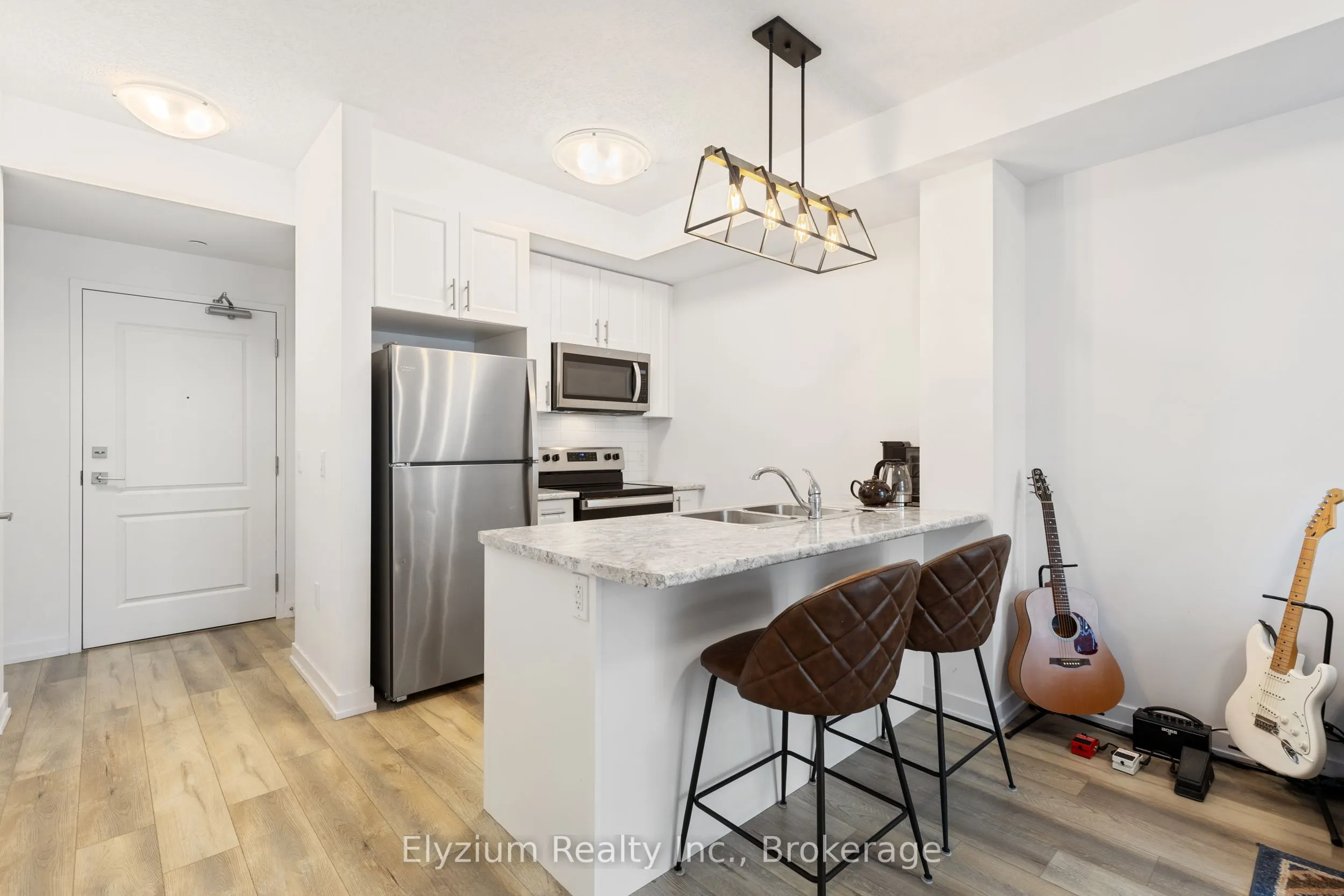 5055 Greenlane Road, #127