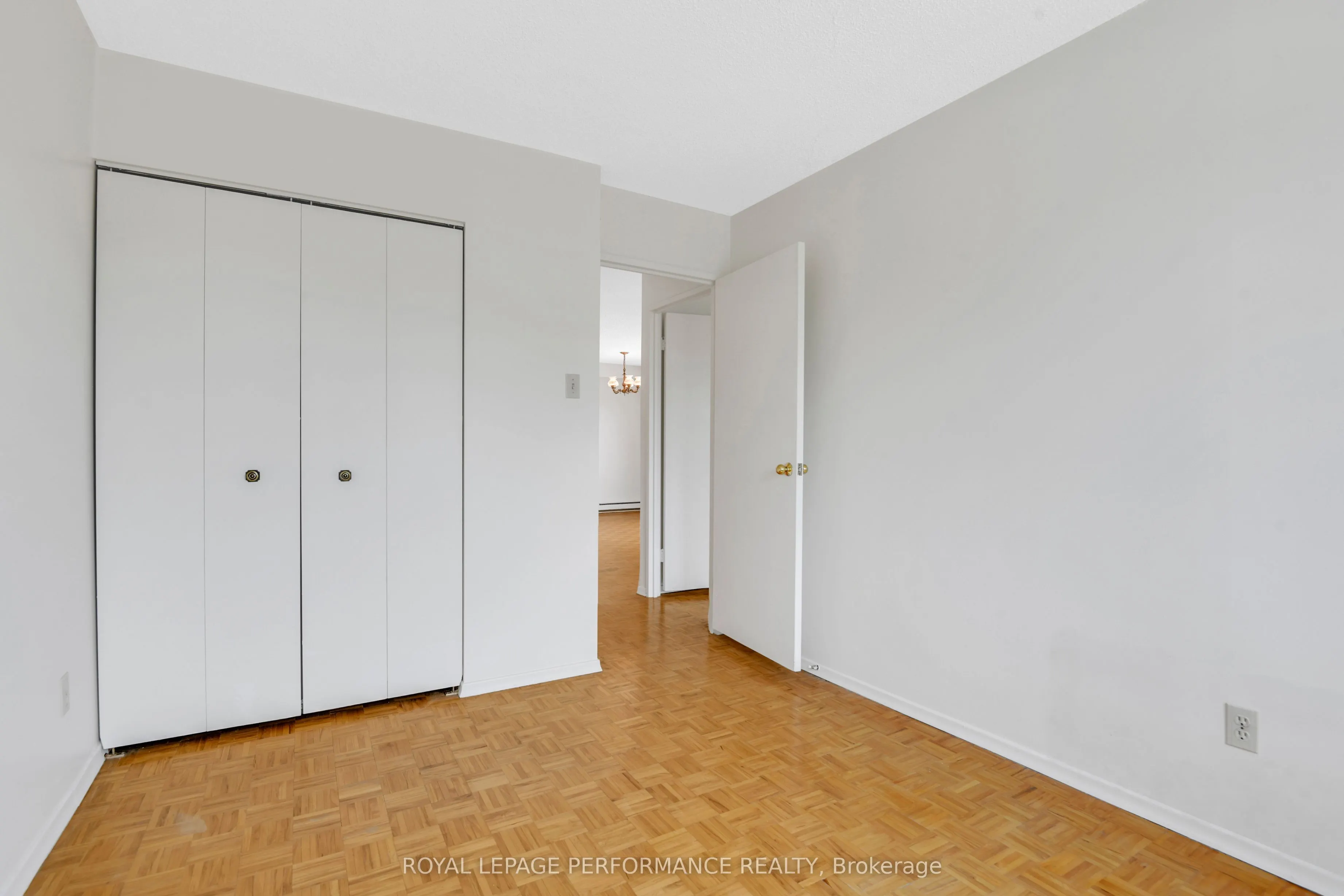 158 B McArthur Avenue, #202