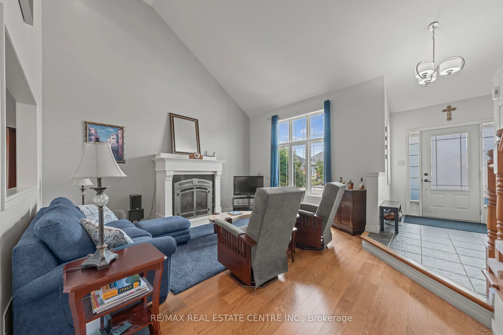 4 Irongate Drive