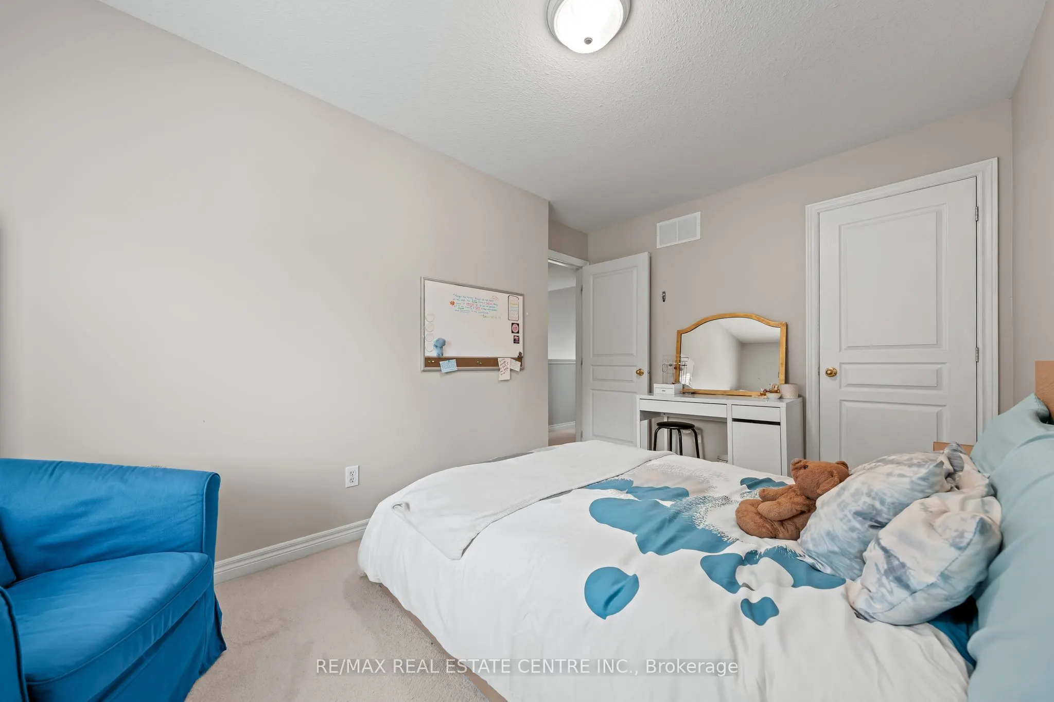 4 Irongate Drive