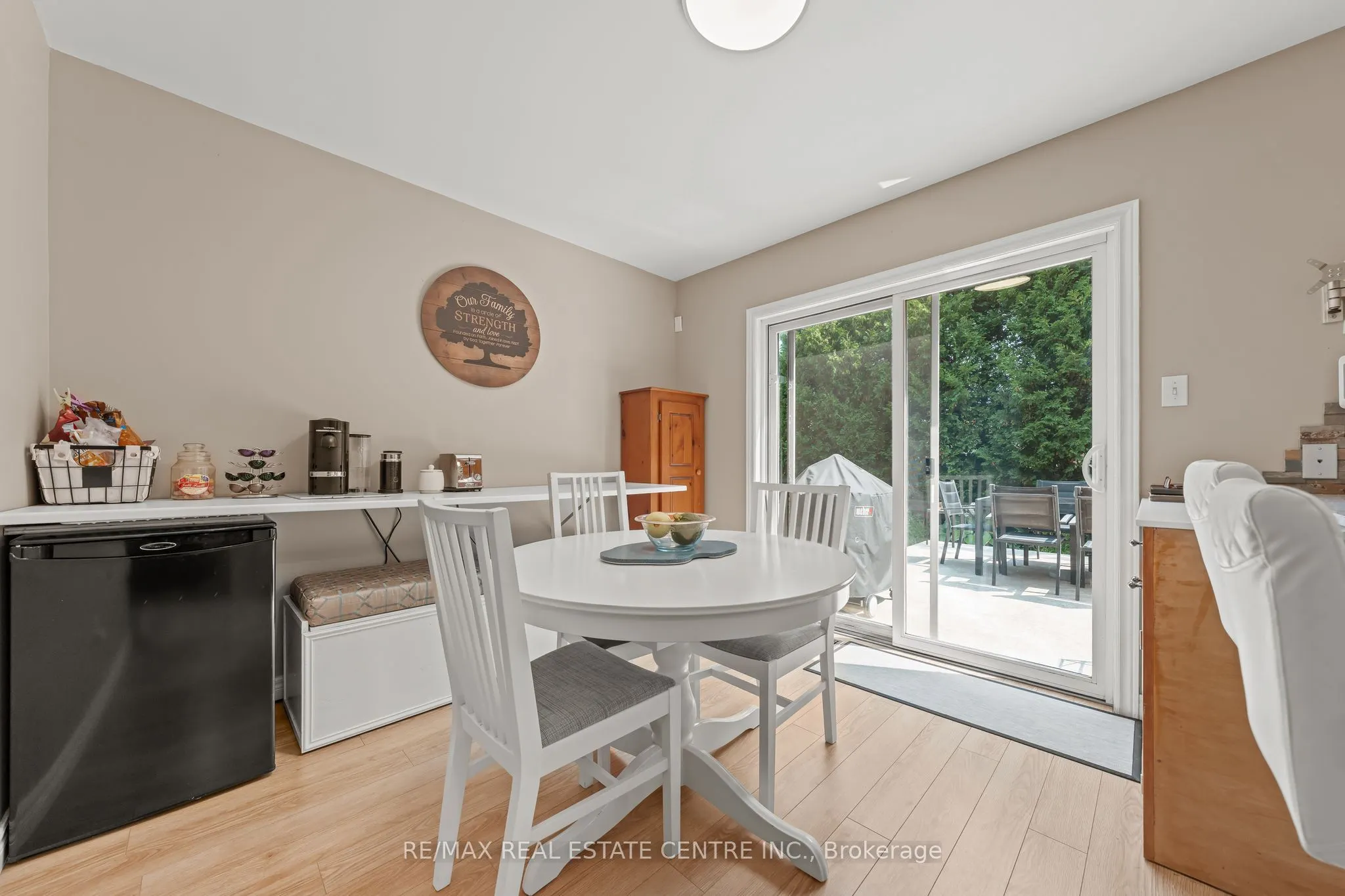 4 Irongate Drive