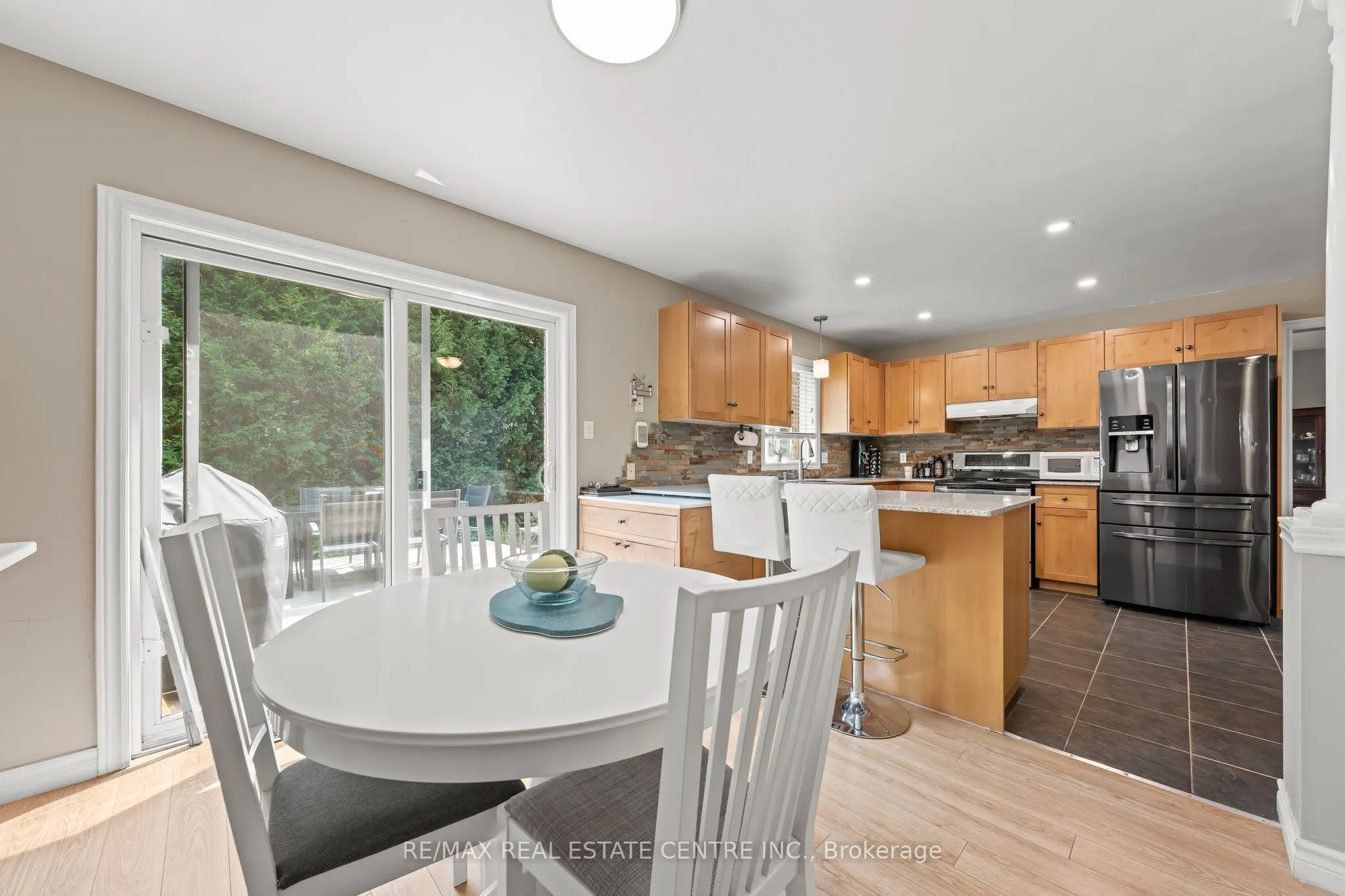 4 Irongate Drive