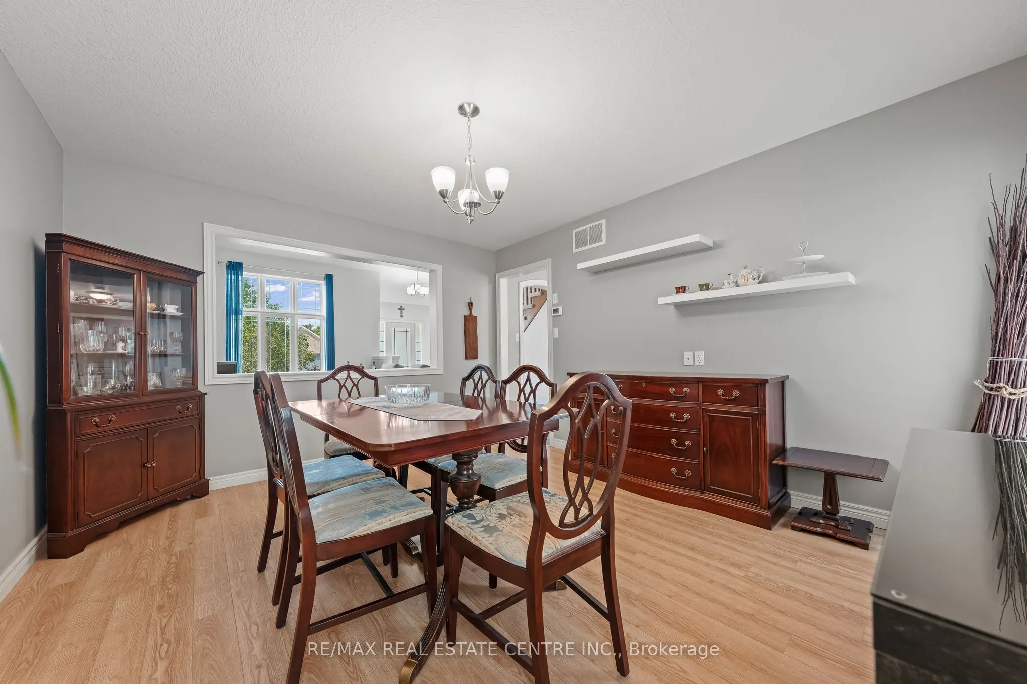 4 Irongate Drive
