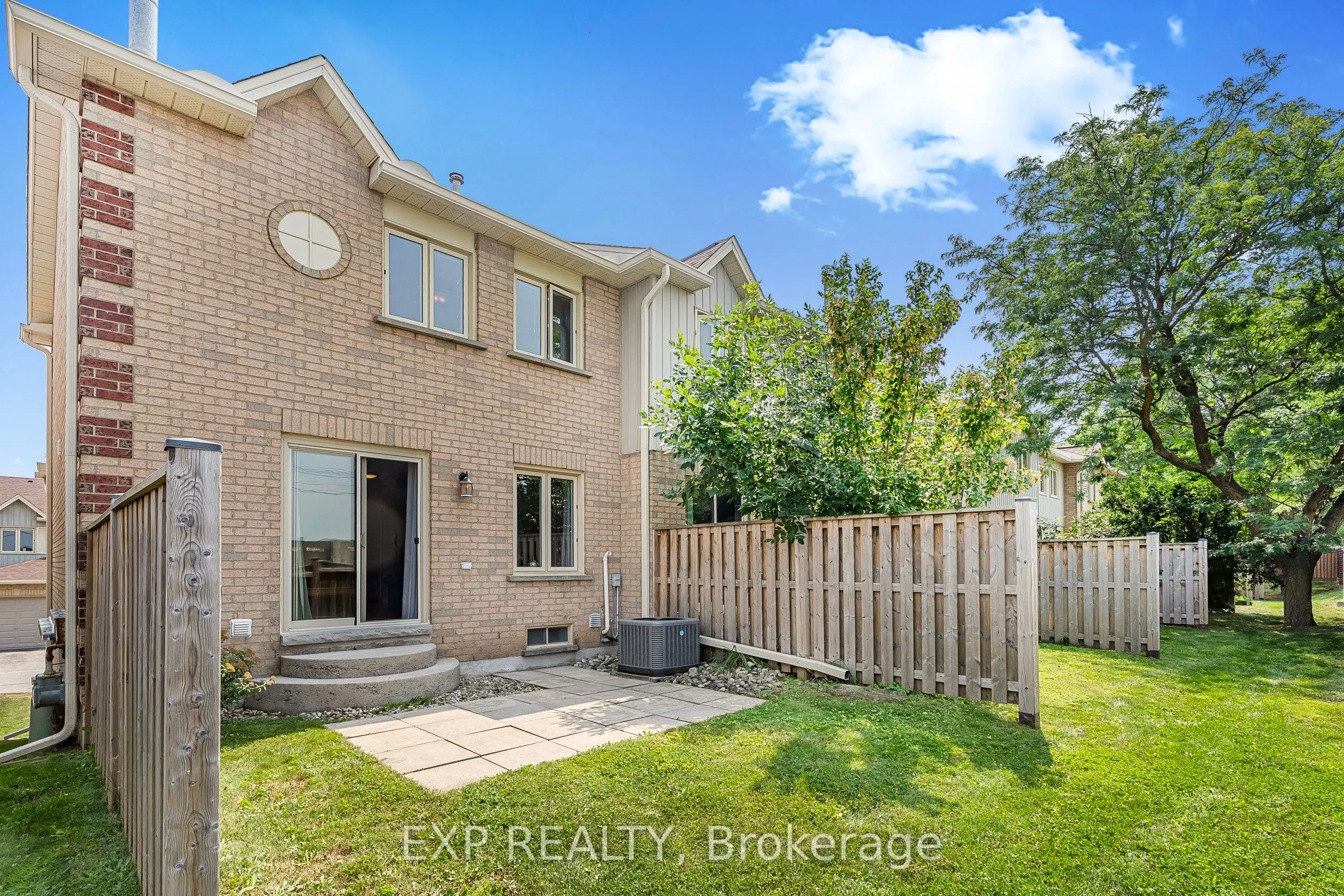 302 College Avenue W, #119