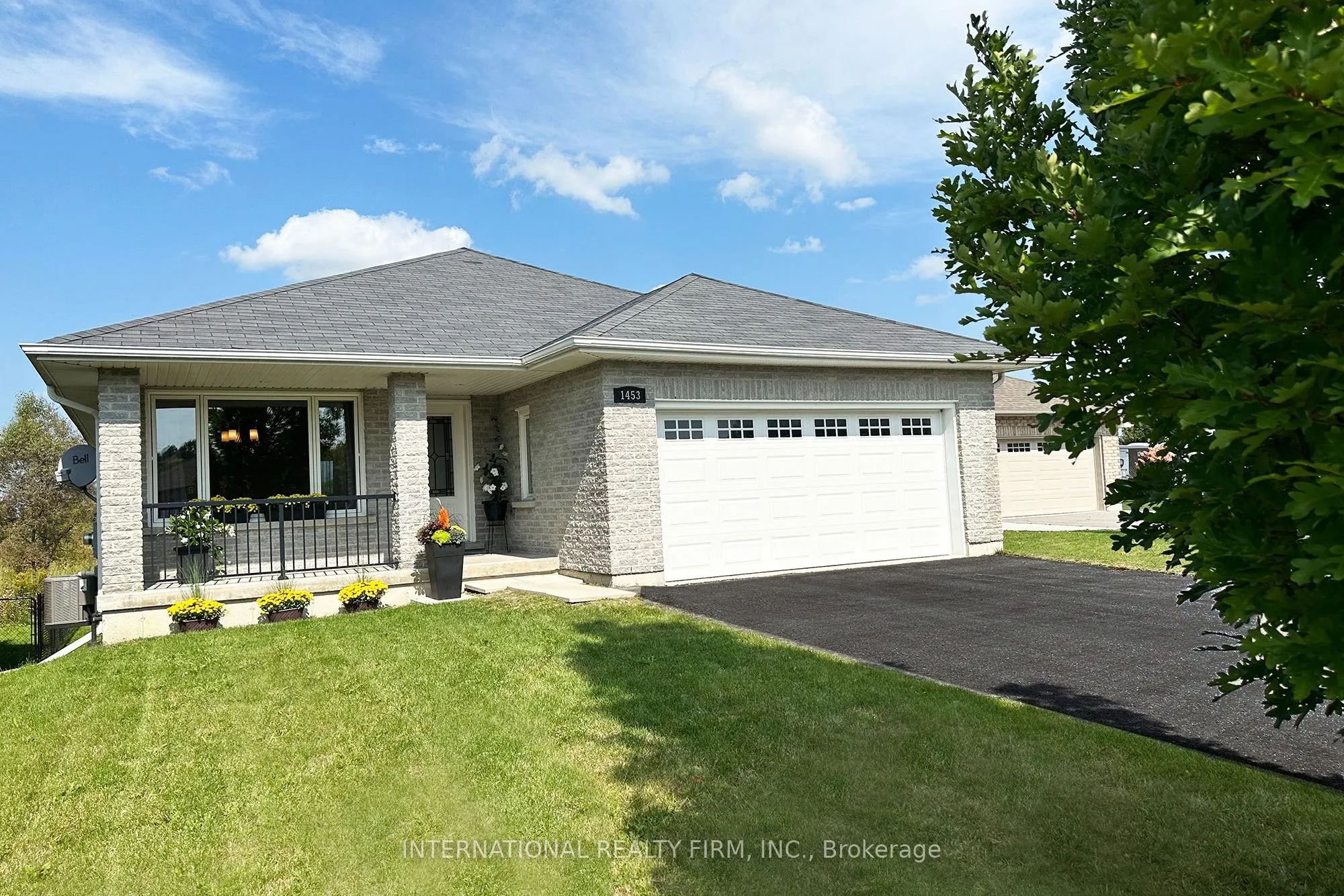 1453 Ireland Drive