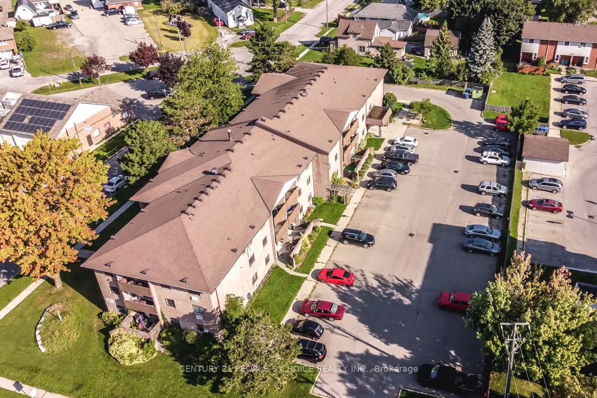 72 Main Street E, #329