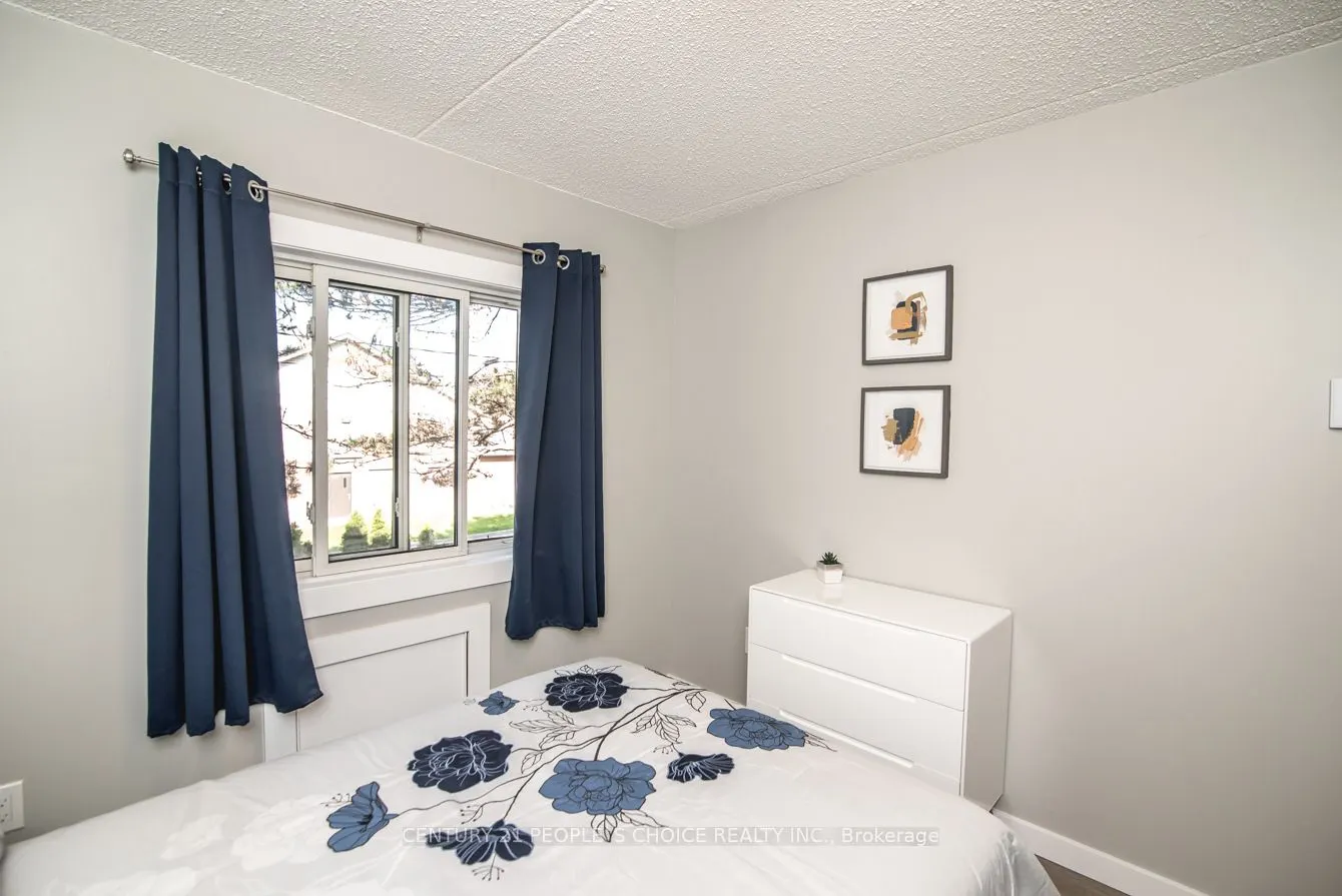 72 Main Street E, #329