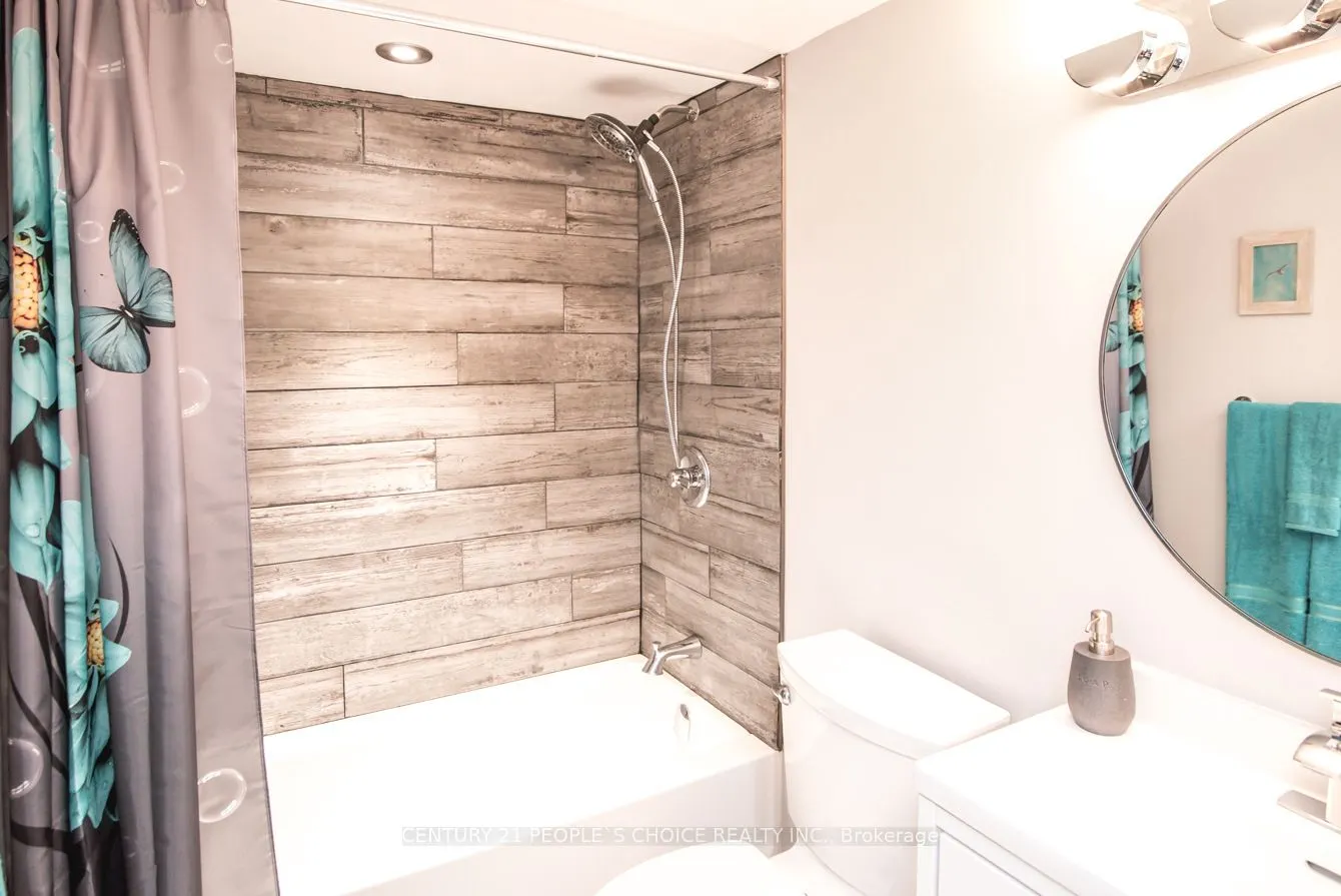 72 Main Street E, #329