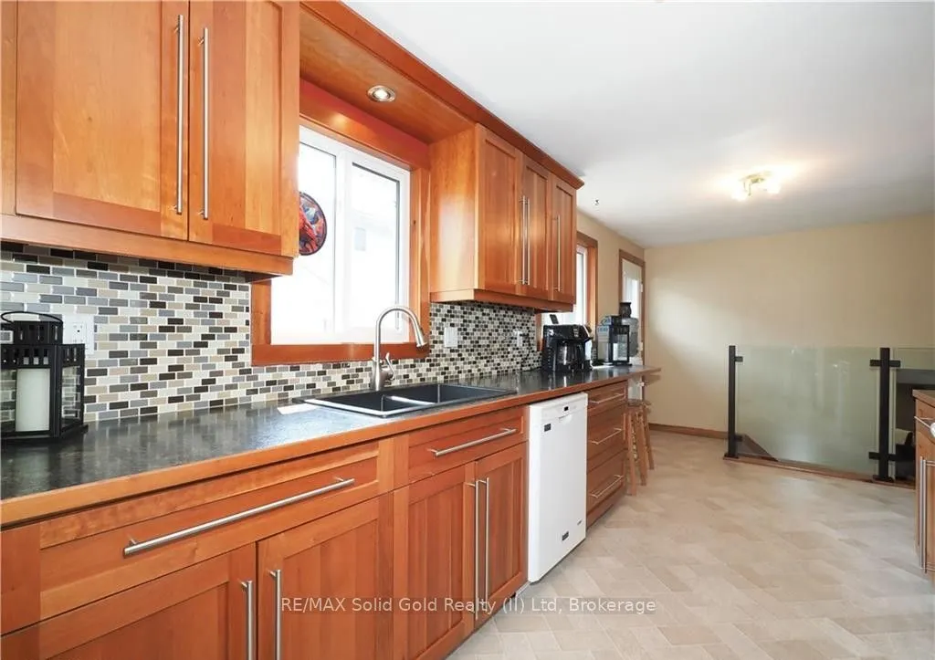 462 Driftwood Drive