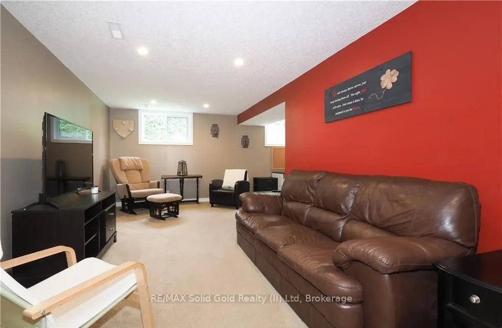 462 Driftwood Drive