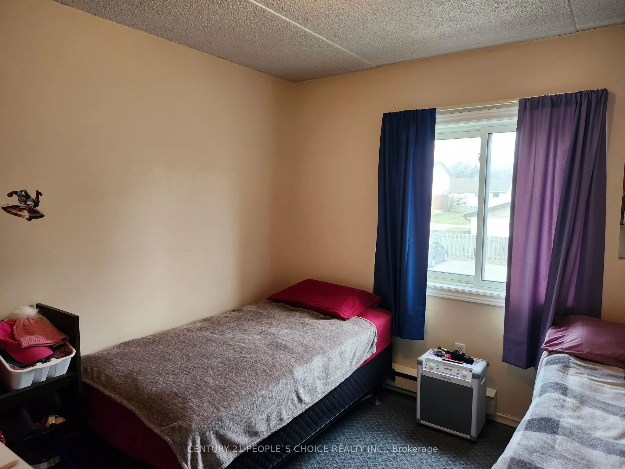 72 Main Street E, #213