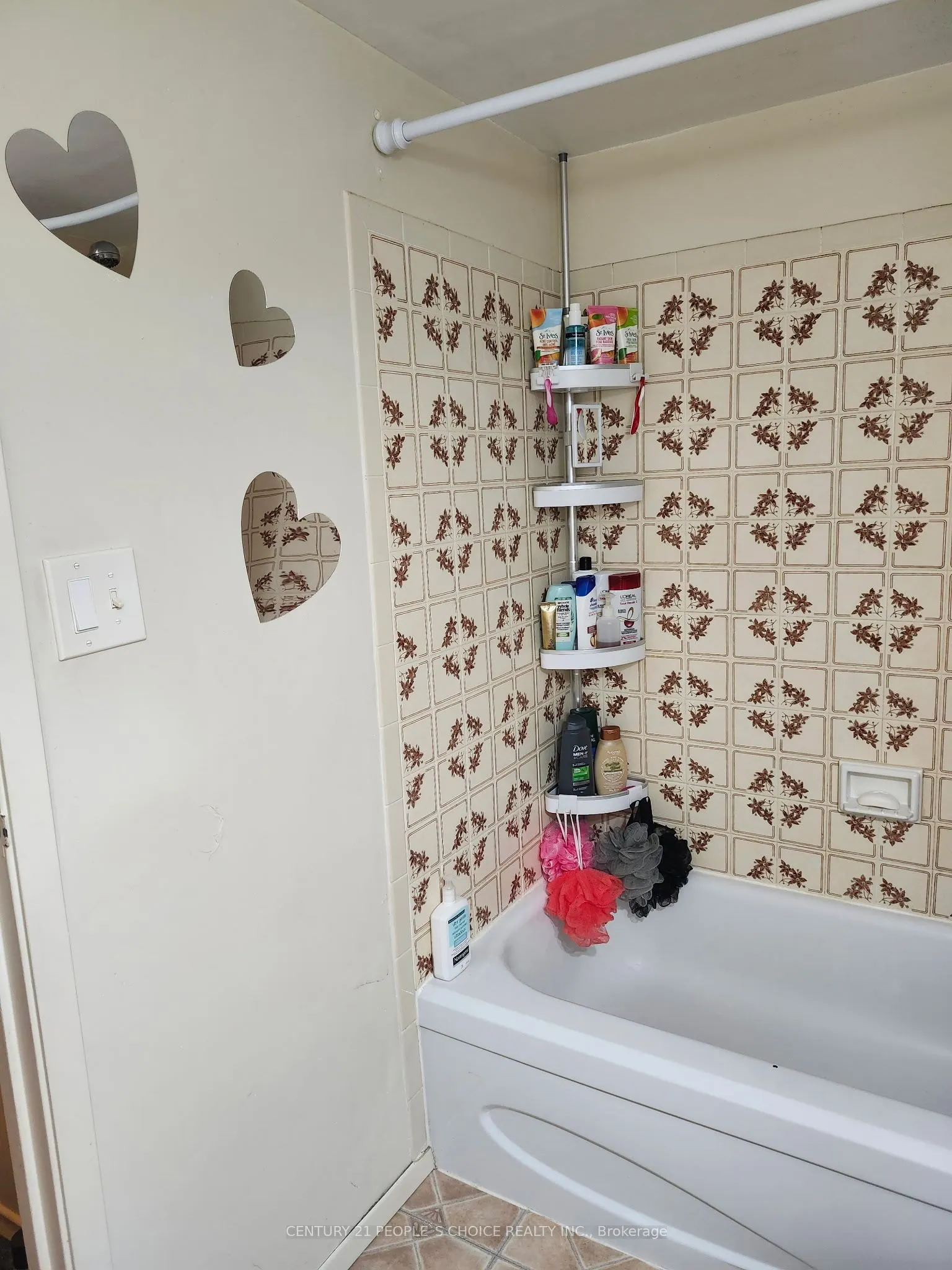 72 Main Street E, #213