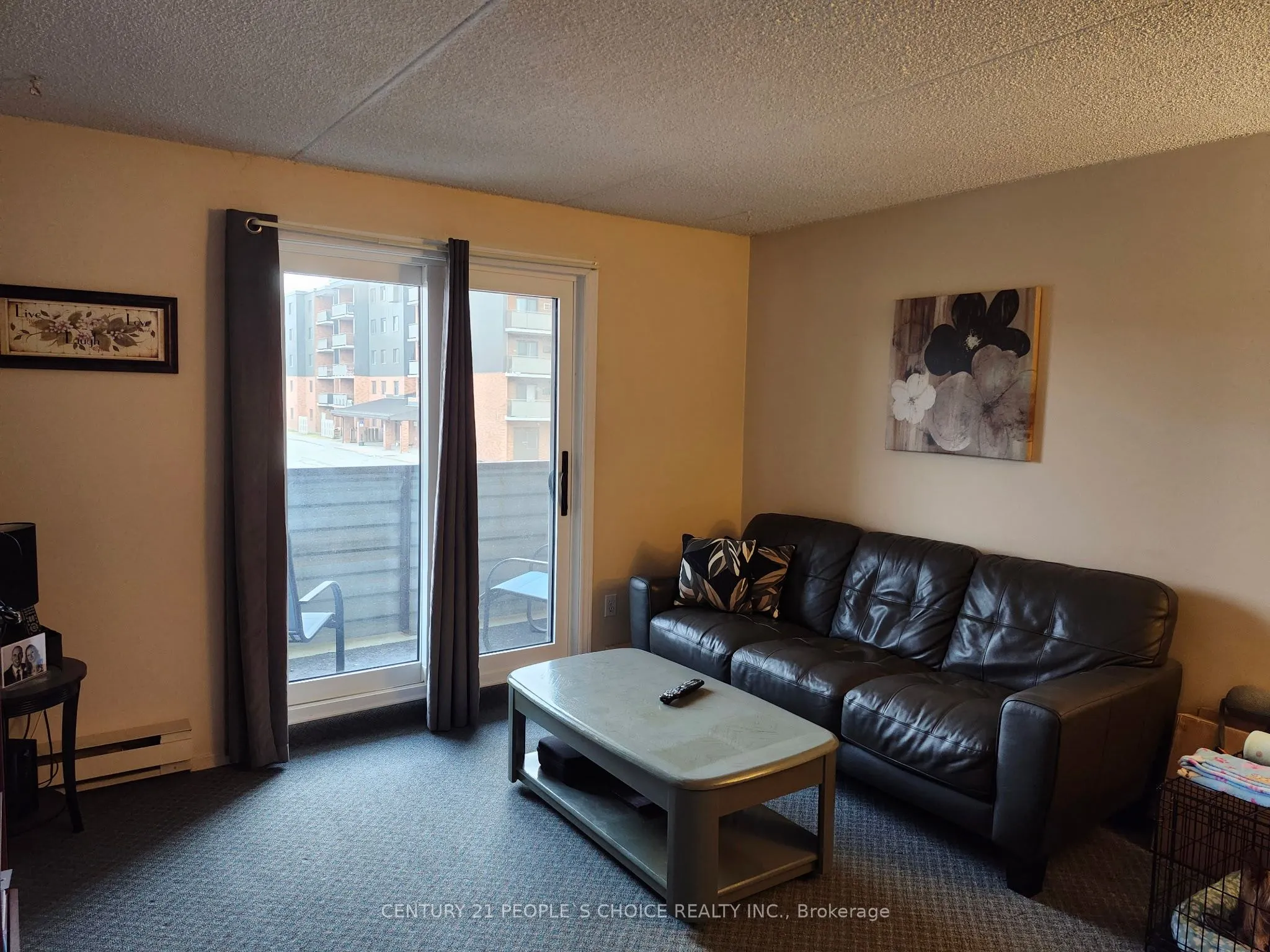 72 Main Street E, #213